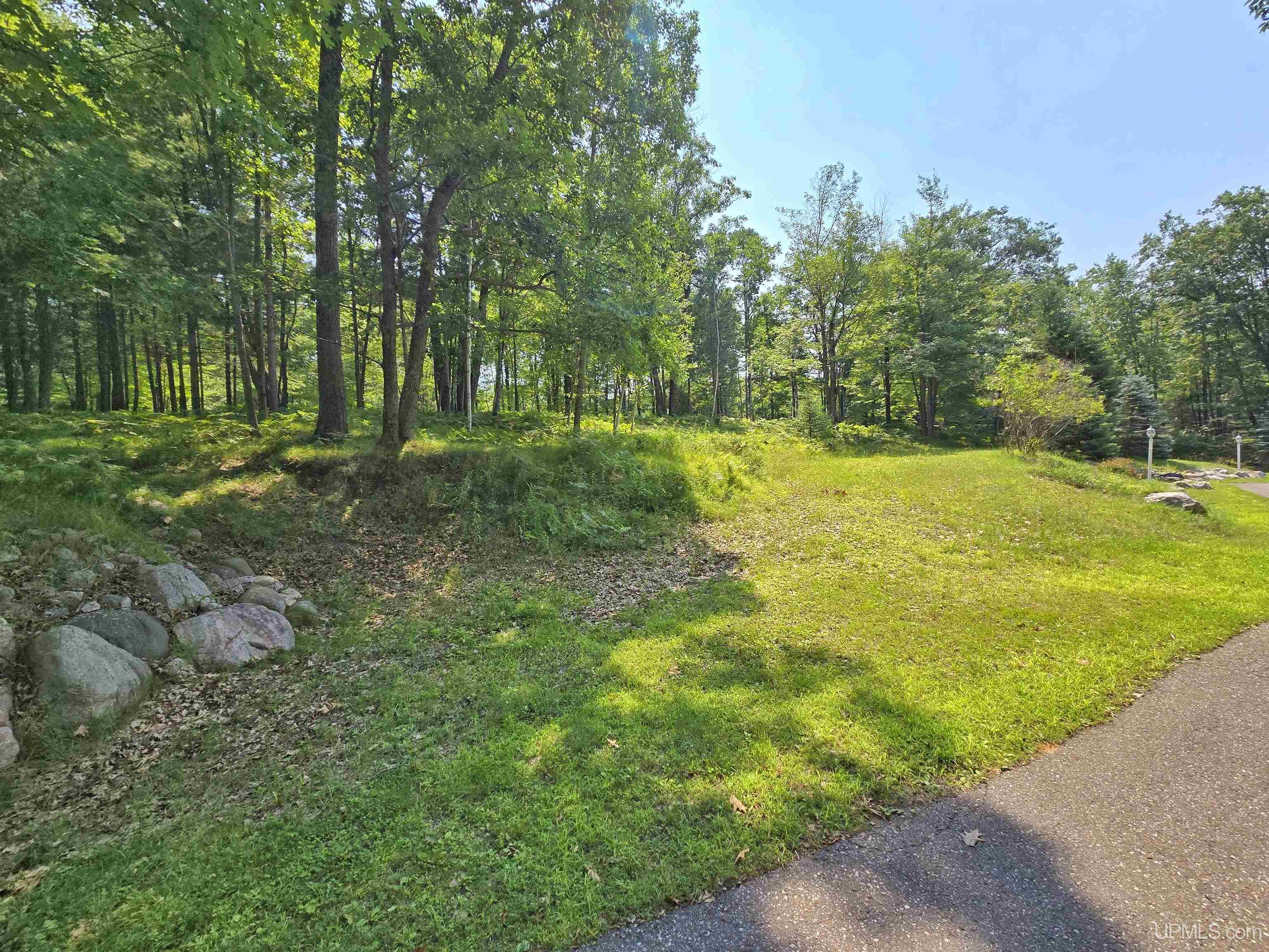 N4073 Pine Mountain Drive