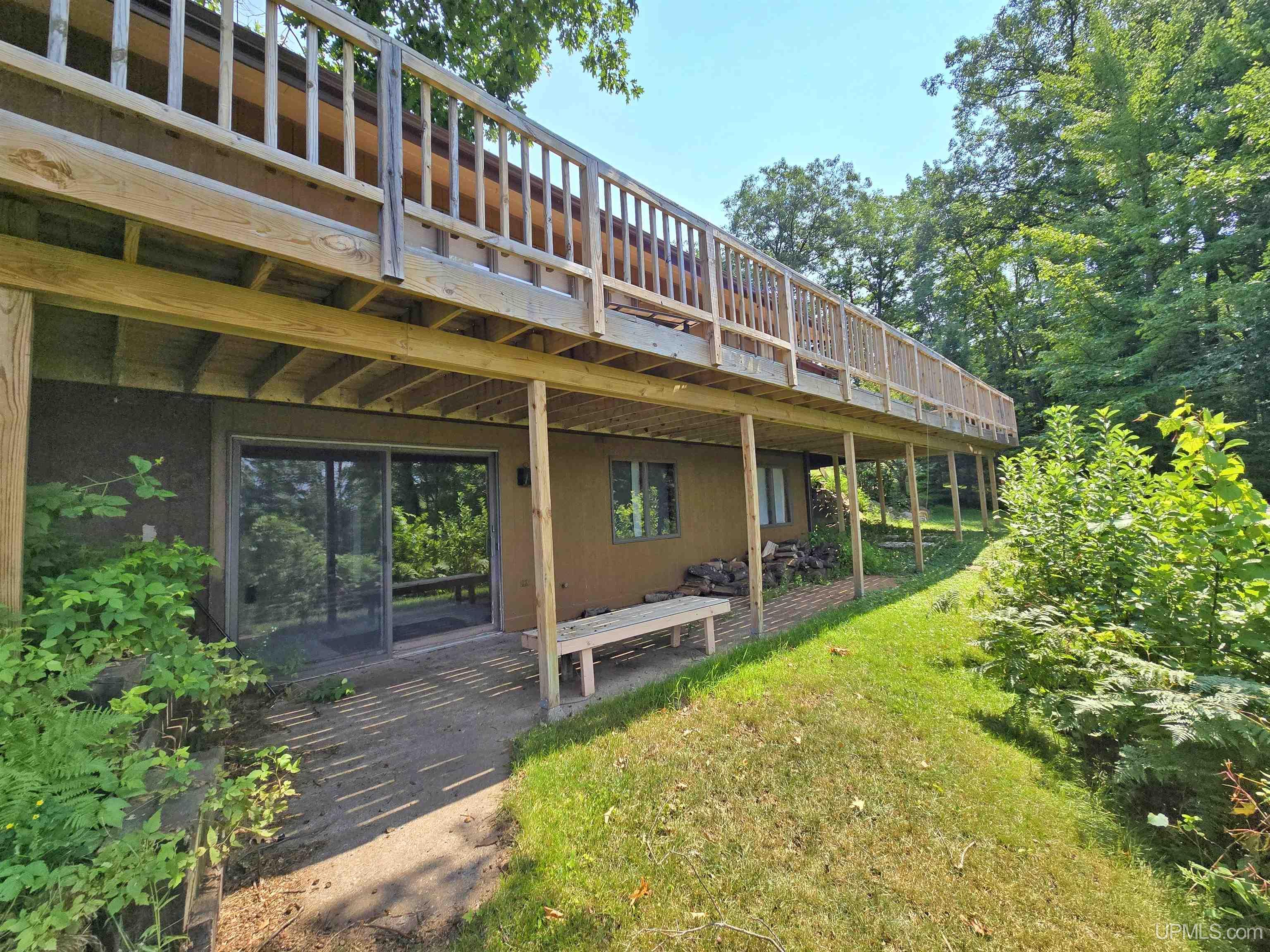 N4073 Pine Mountain Drive