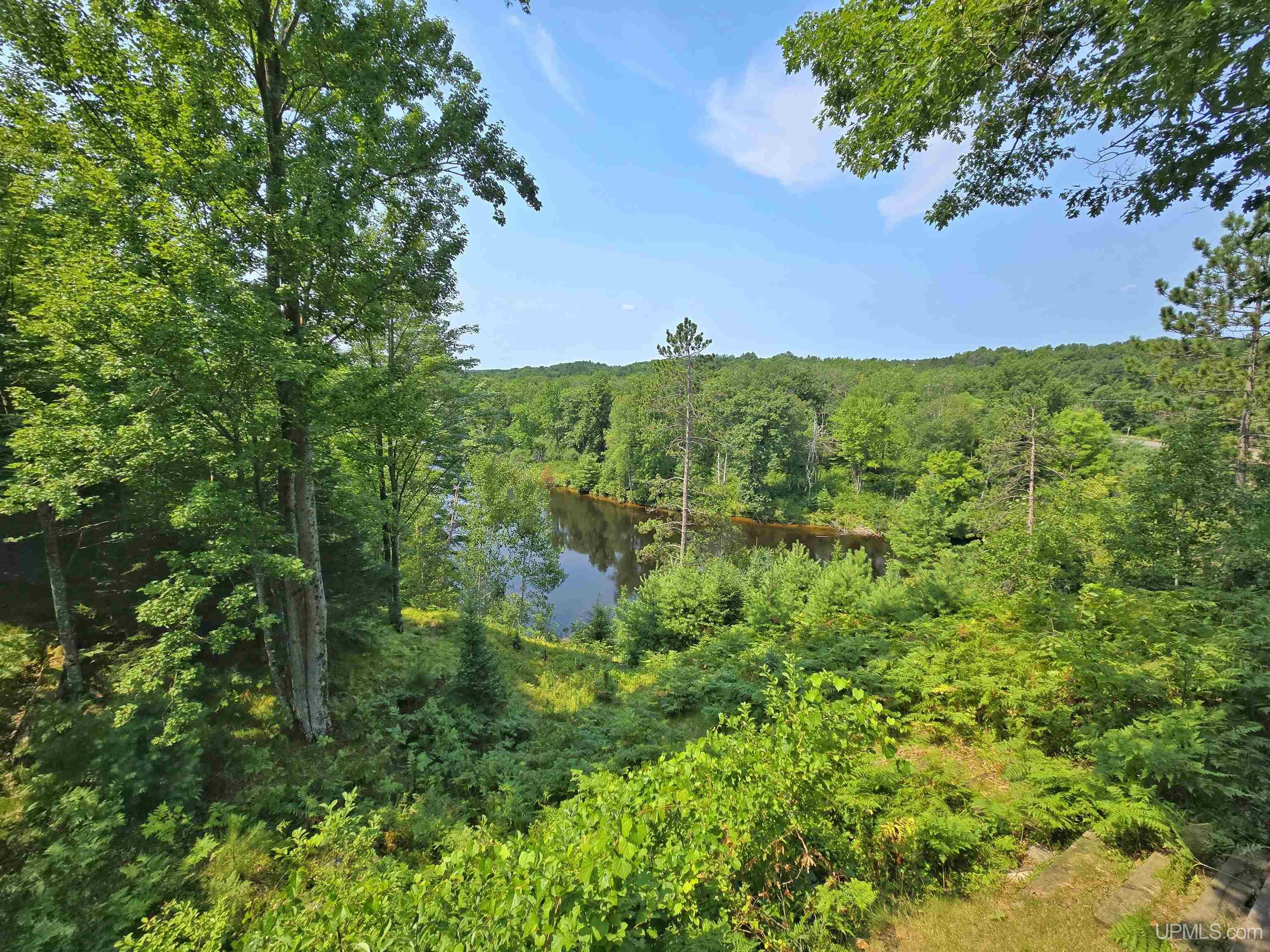 N4073 Pine Mountain Drive