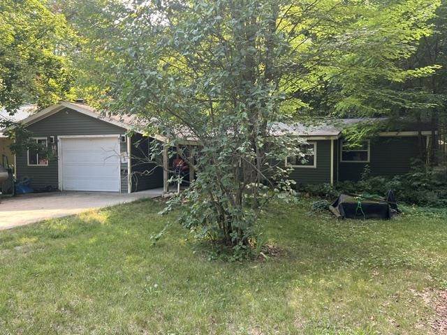 1st image of 723 Circle Dr, Harrison, MI 48625 | MLS# 50217724