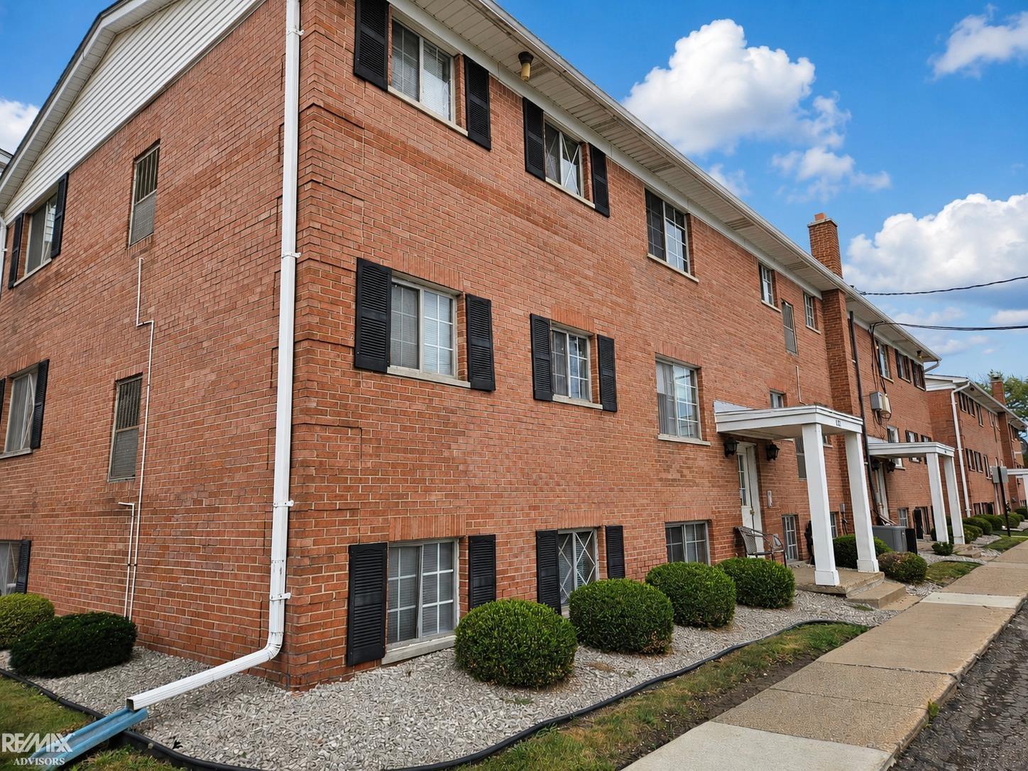 1st image of 8161 Denwood Dr, Sterling Heights, MI 48312 | MLS# 58050217730