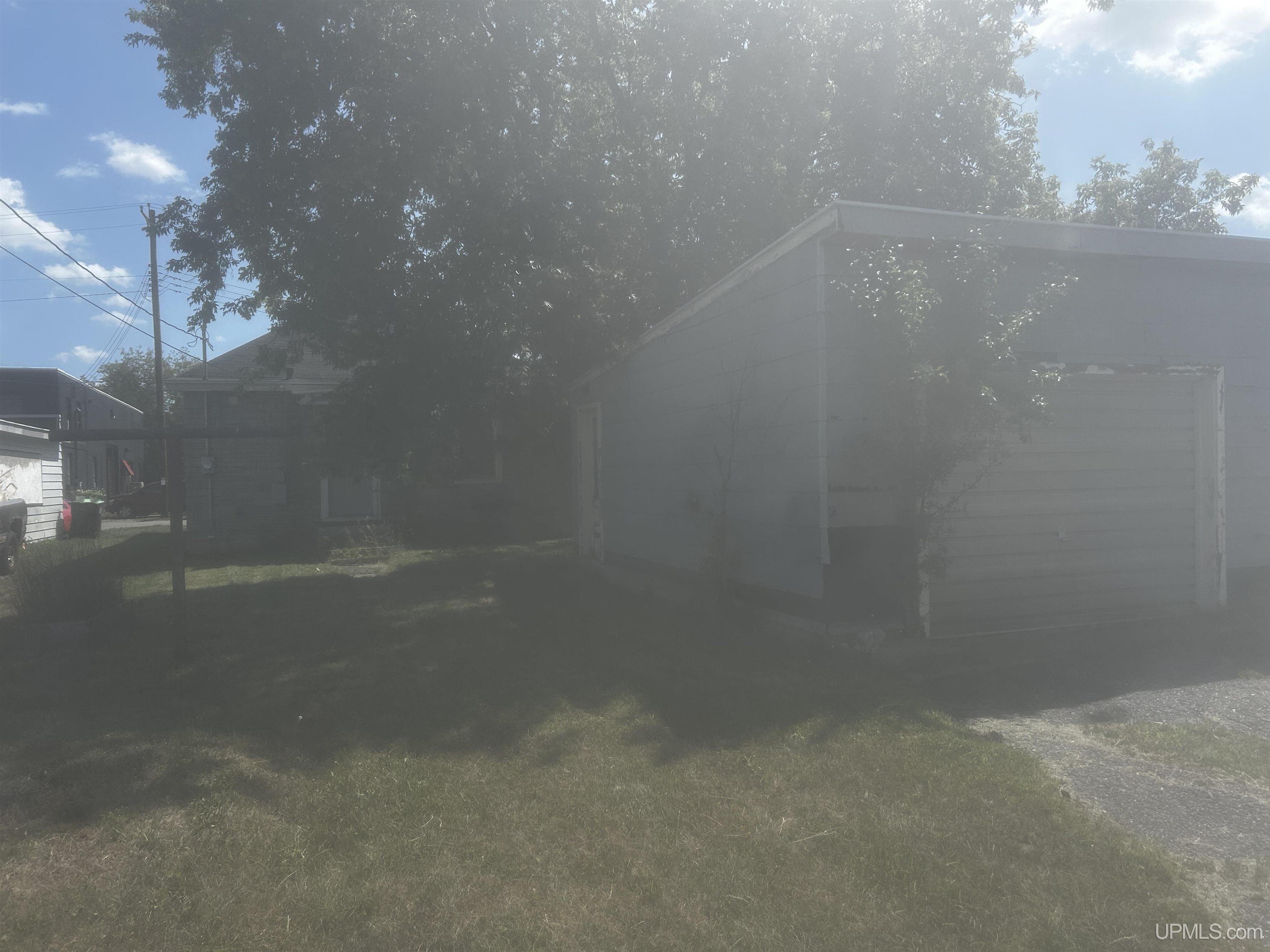 4th image of 1232 S Milwaukee Ave, Iron Mountain, MI 49801 | MLS# 50217747