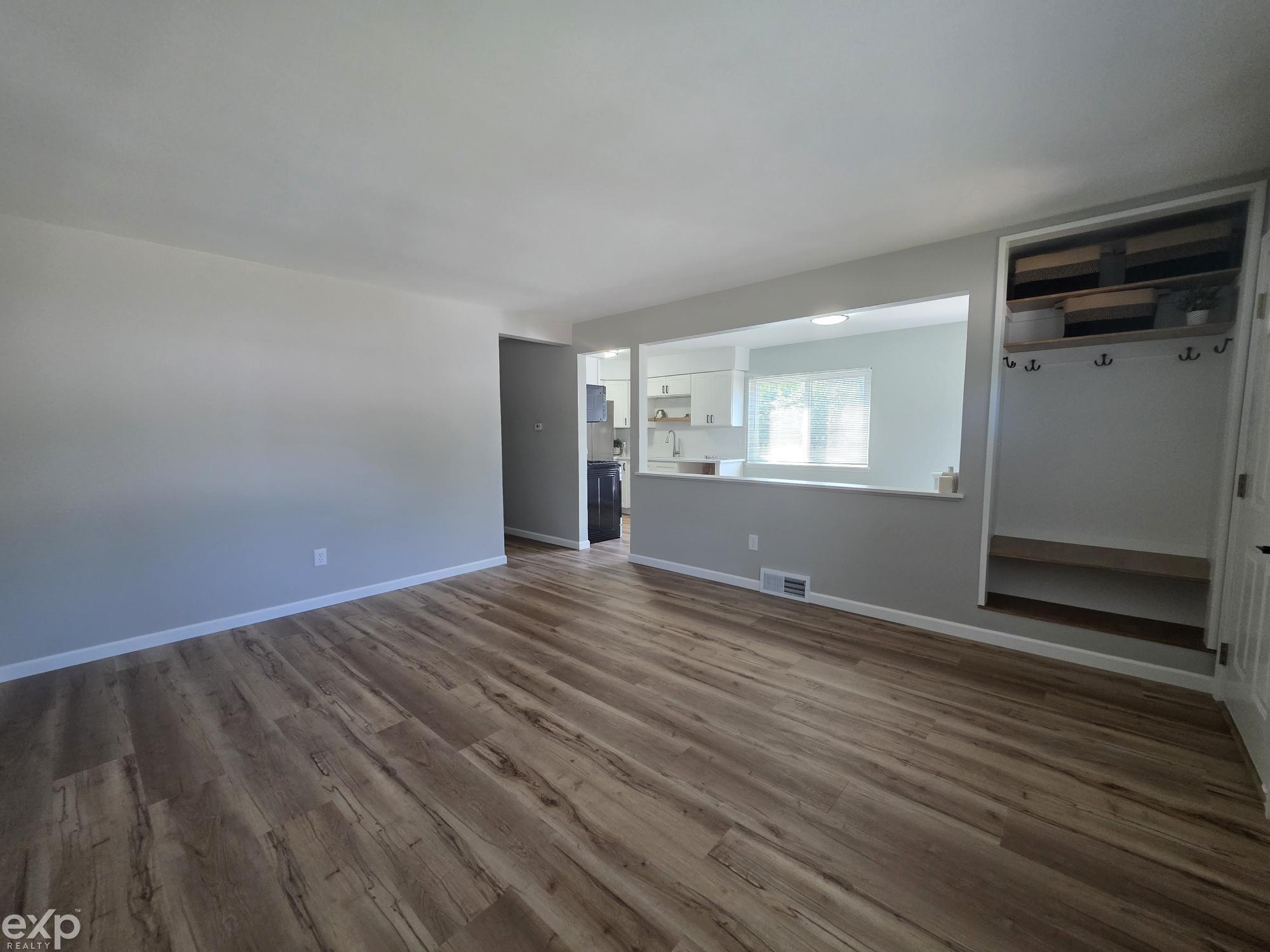 4th image of 29304 Rosebriar St, Saint Clair Shores, MI 48081 | MLS# 50217752