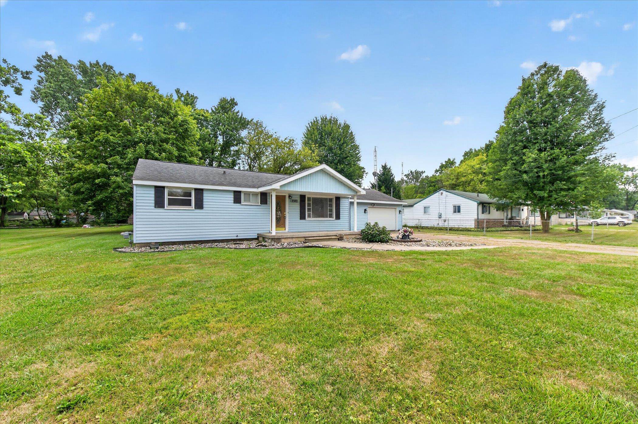 2nd image of 6162 Sandy Ln, Burton, MI 48519 | MLS# 50217811