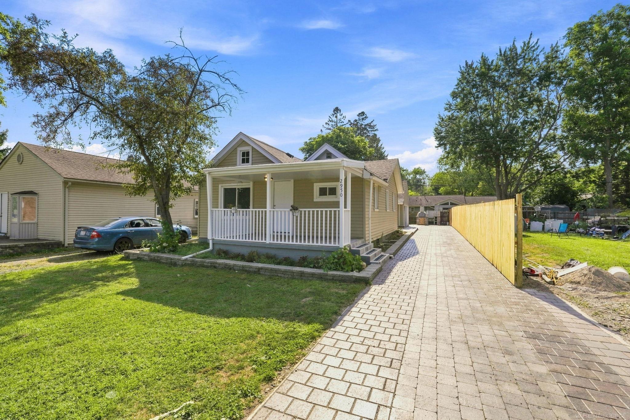 2950 Hartline Drive DR