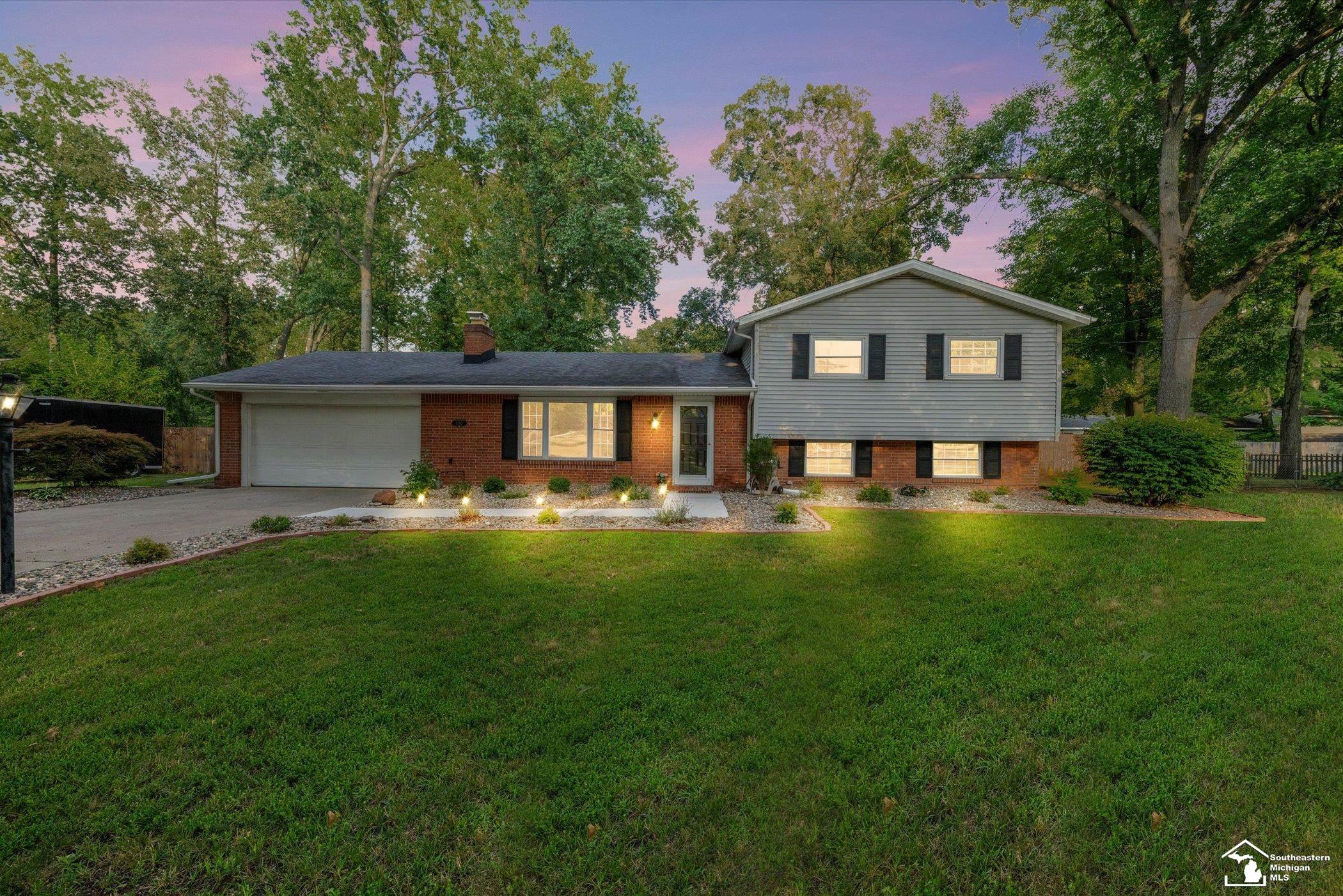 36th image of 7710 Fir Dr, Temperance, MI 48182 | MLS# 57050217864
