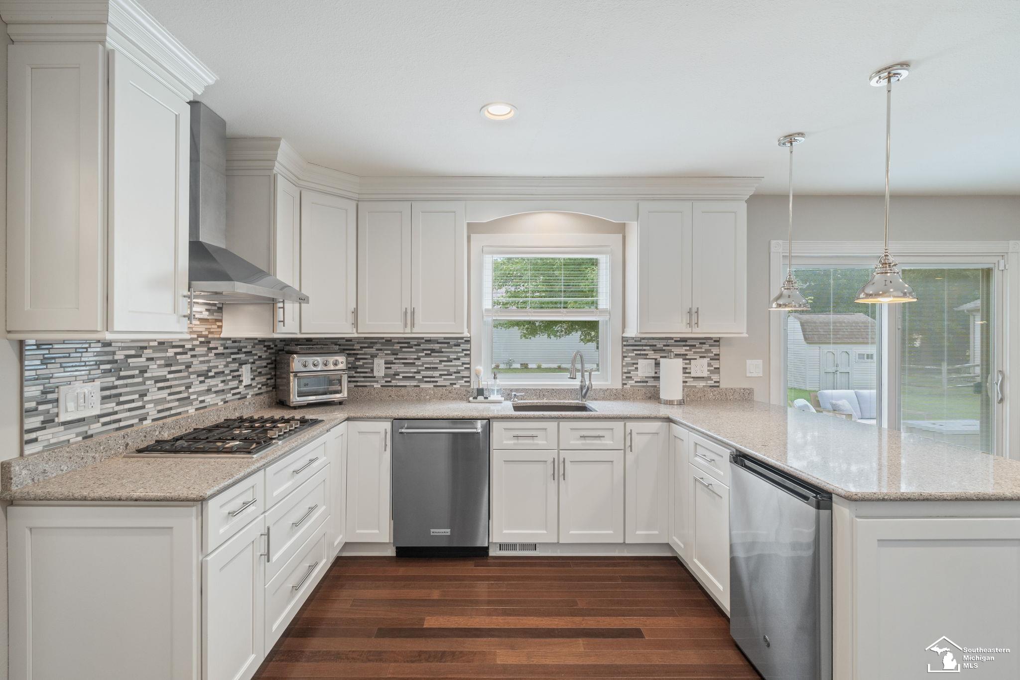 4th image of 8360 Doulton Ct, Lambertville, MI 48144 | MLS# 50217875