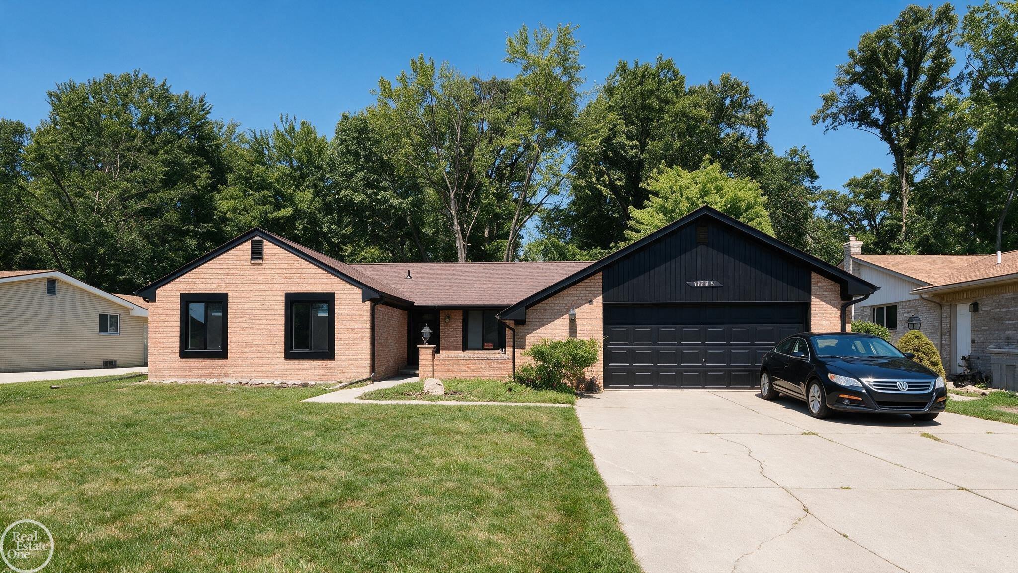 2nd image of 11343 Common Rd, Warren, MI 48093 | MLS# 50217878