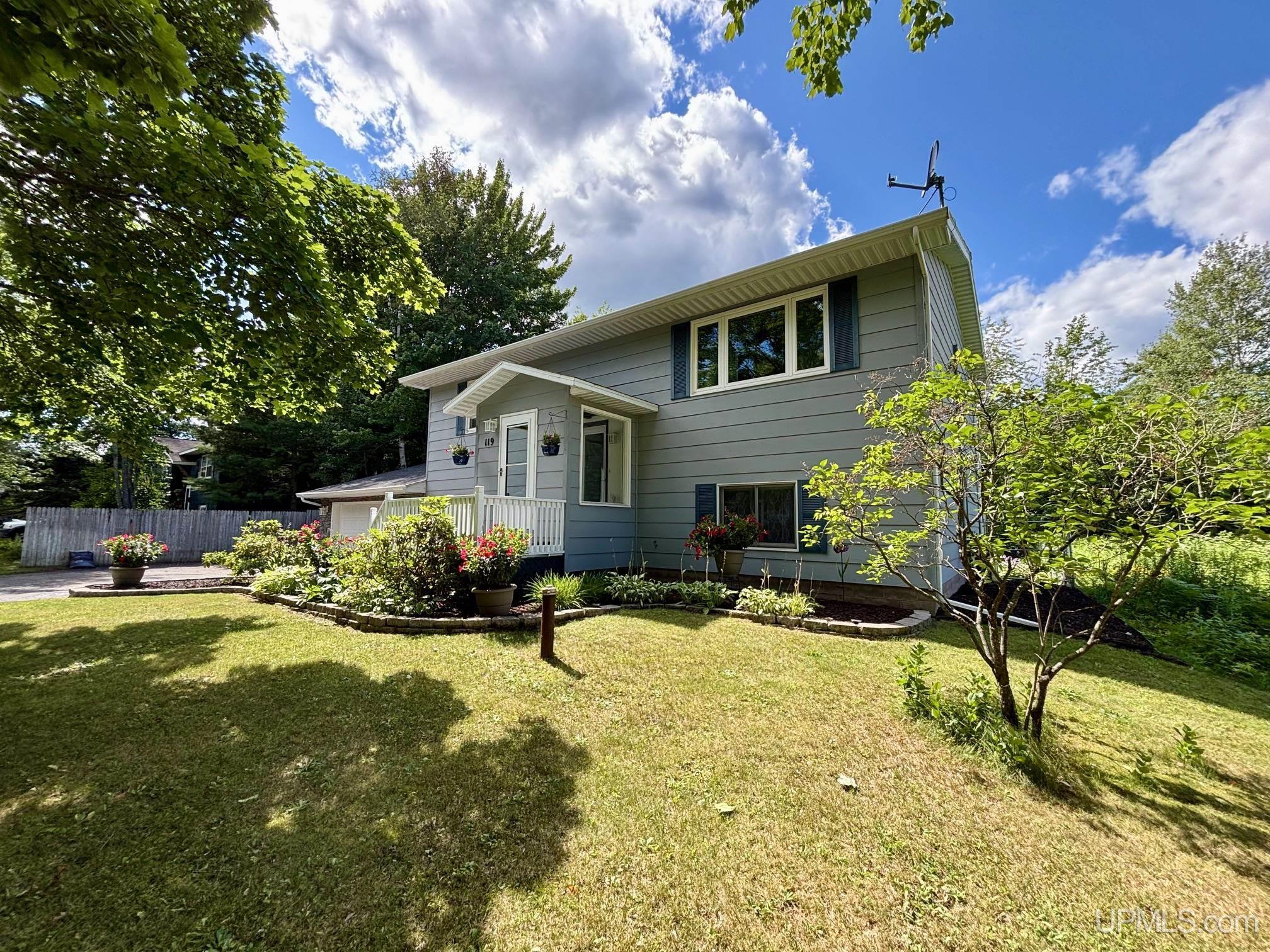 1st image of 119 Veda St, Marquette, MI 49855 | MLS# 50217898