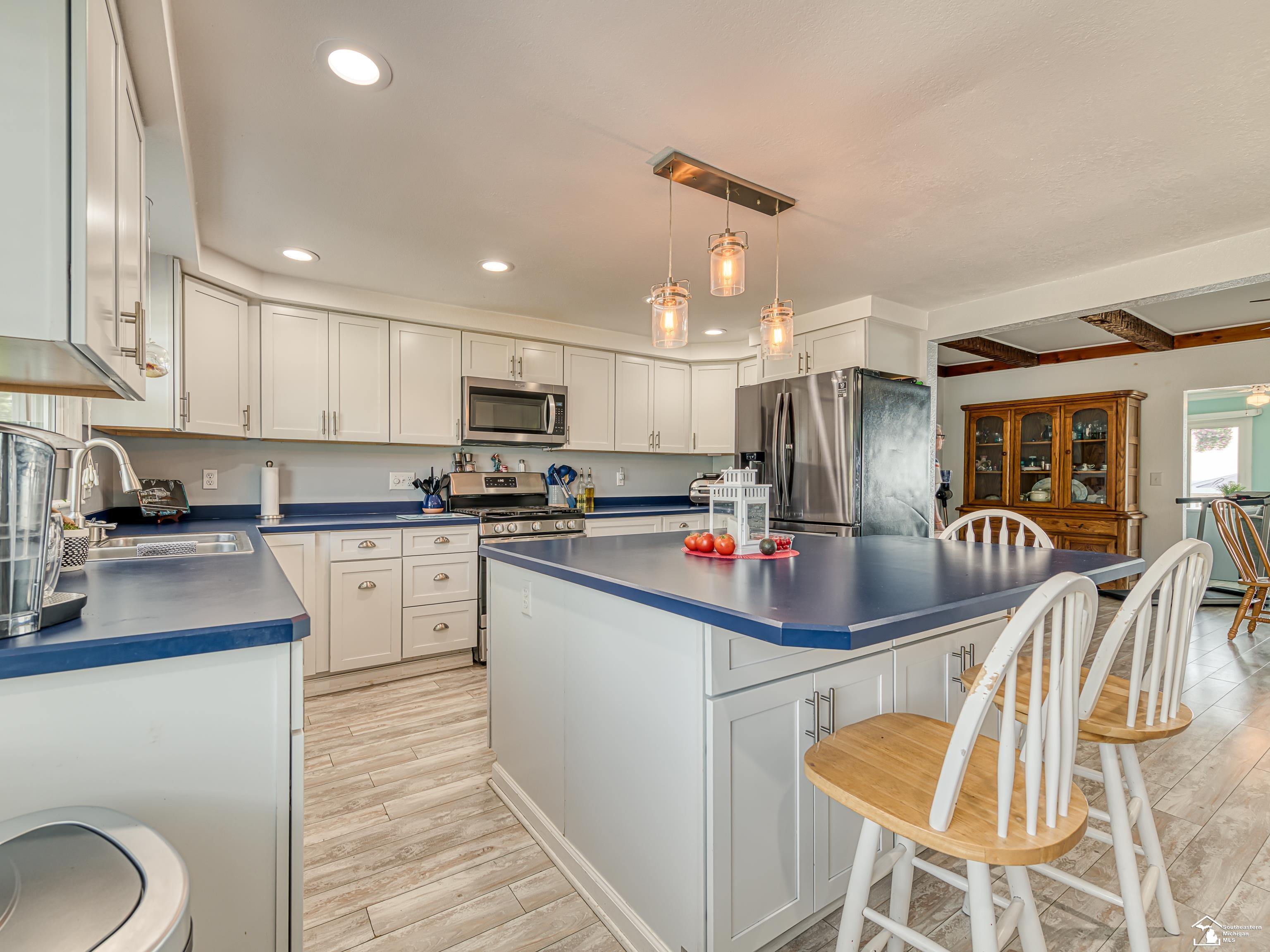3rd image of 2912 Lakeshore Dr, Monroe, MI 48162 | MLS# 50217910