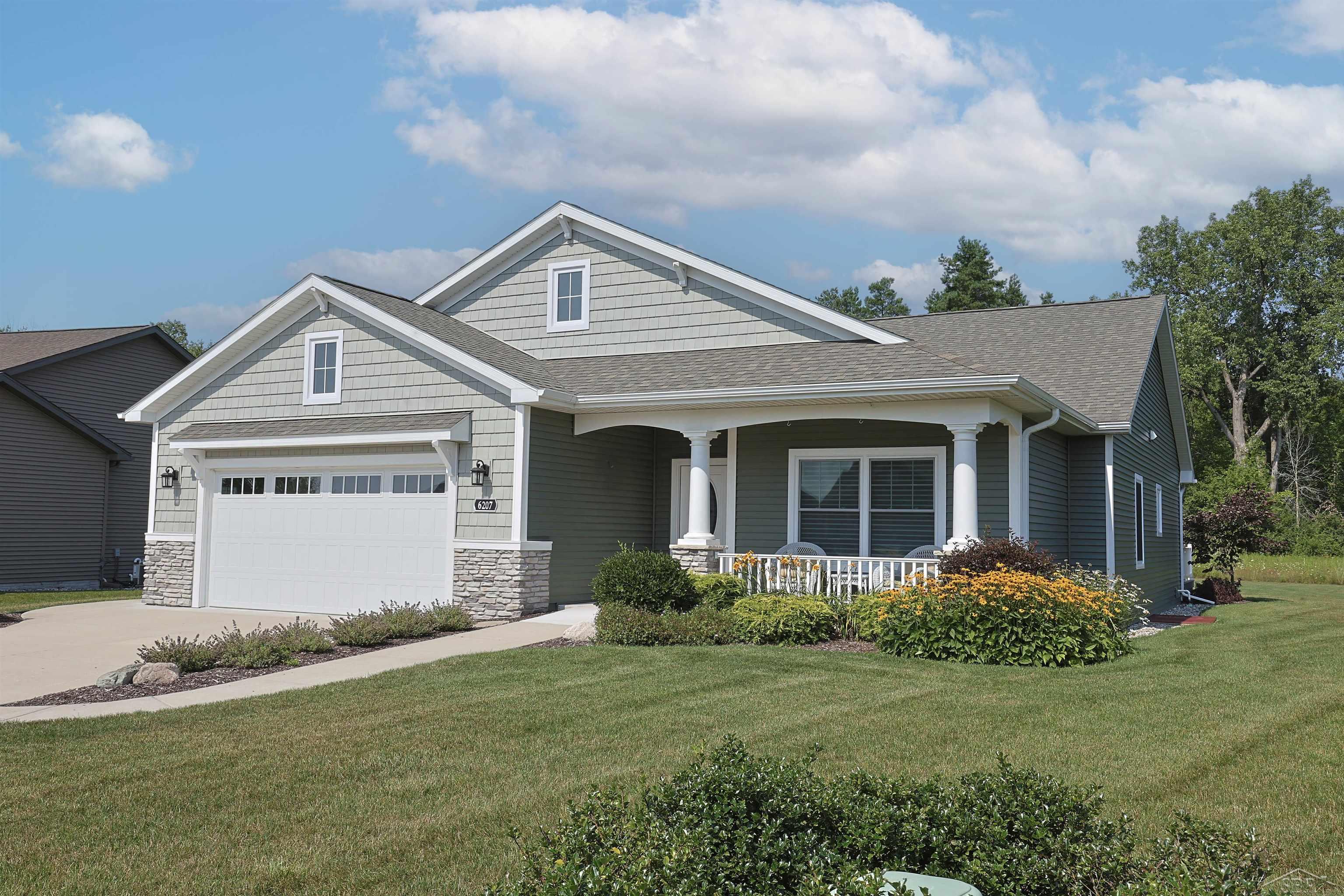 5th image of 6207 Diamond View West Dr, Midland, MI 48642 | MLS# 61050217922