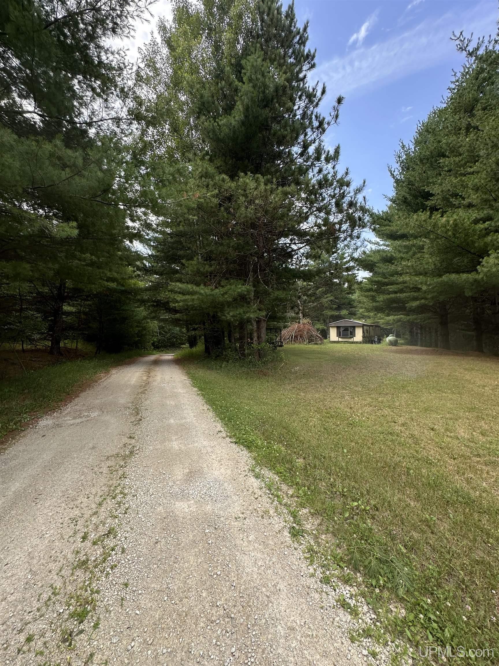 3rd image of 8100 Nejodleo Rd, Marinette C Wi, WI 54177 | MLS# 50217959