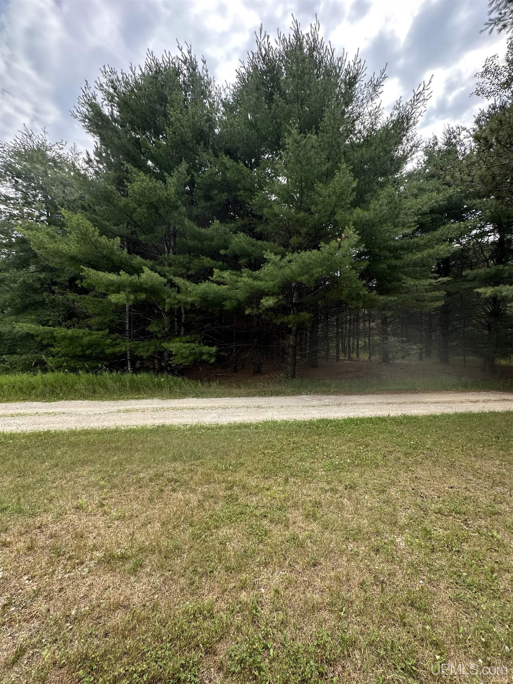 4th image of 8100 Nejodleo Rd, Marinette C Wi, WI 54177 | MLS# 50217959