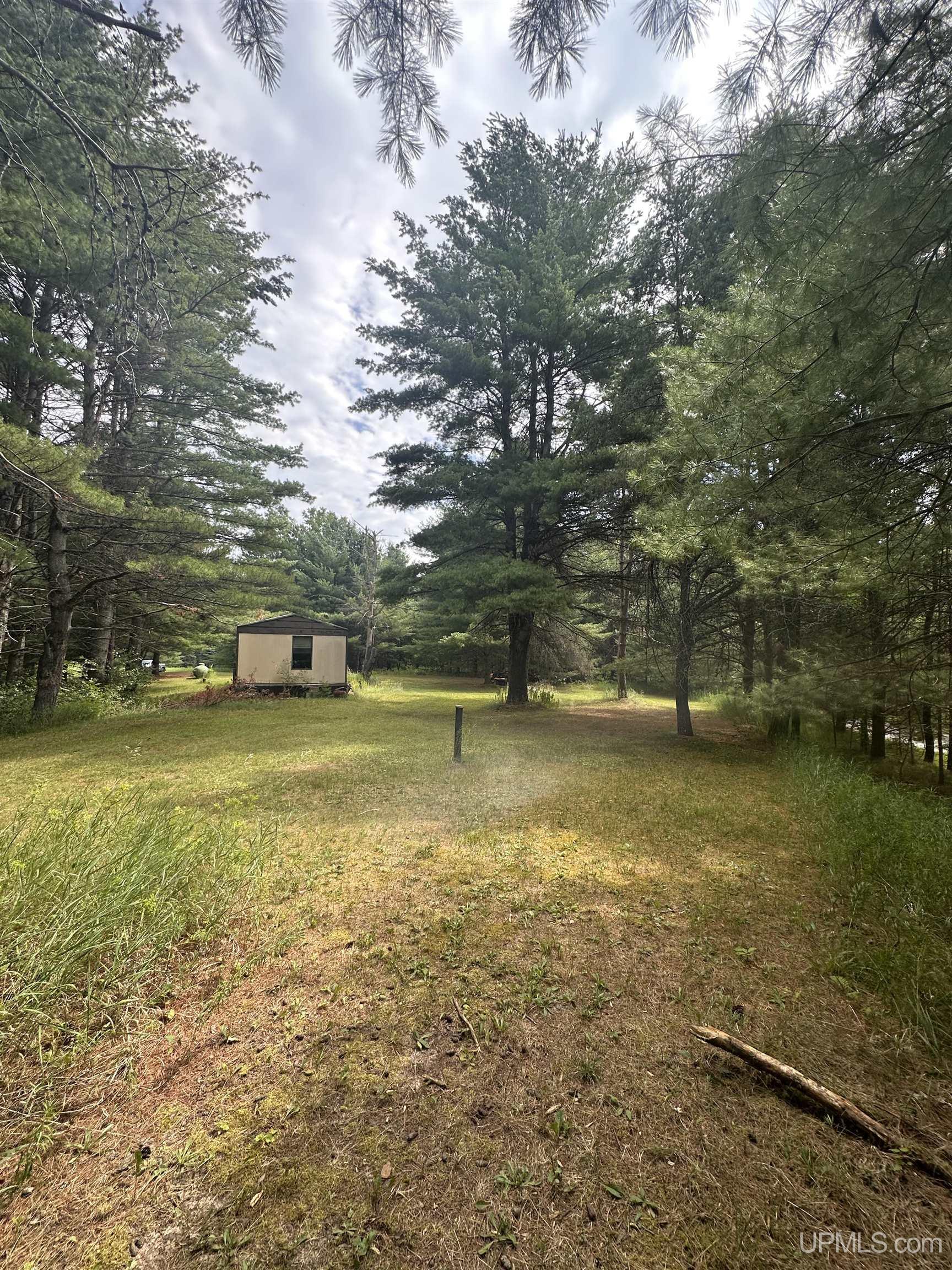 8th image of 8100 Nejodleo Rd, Marinette C Wi, WI 54177 | MLS# 50217959
