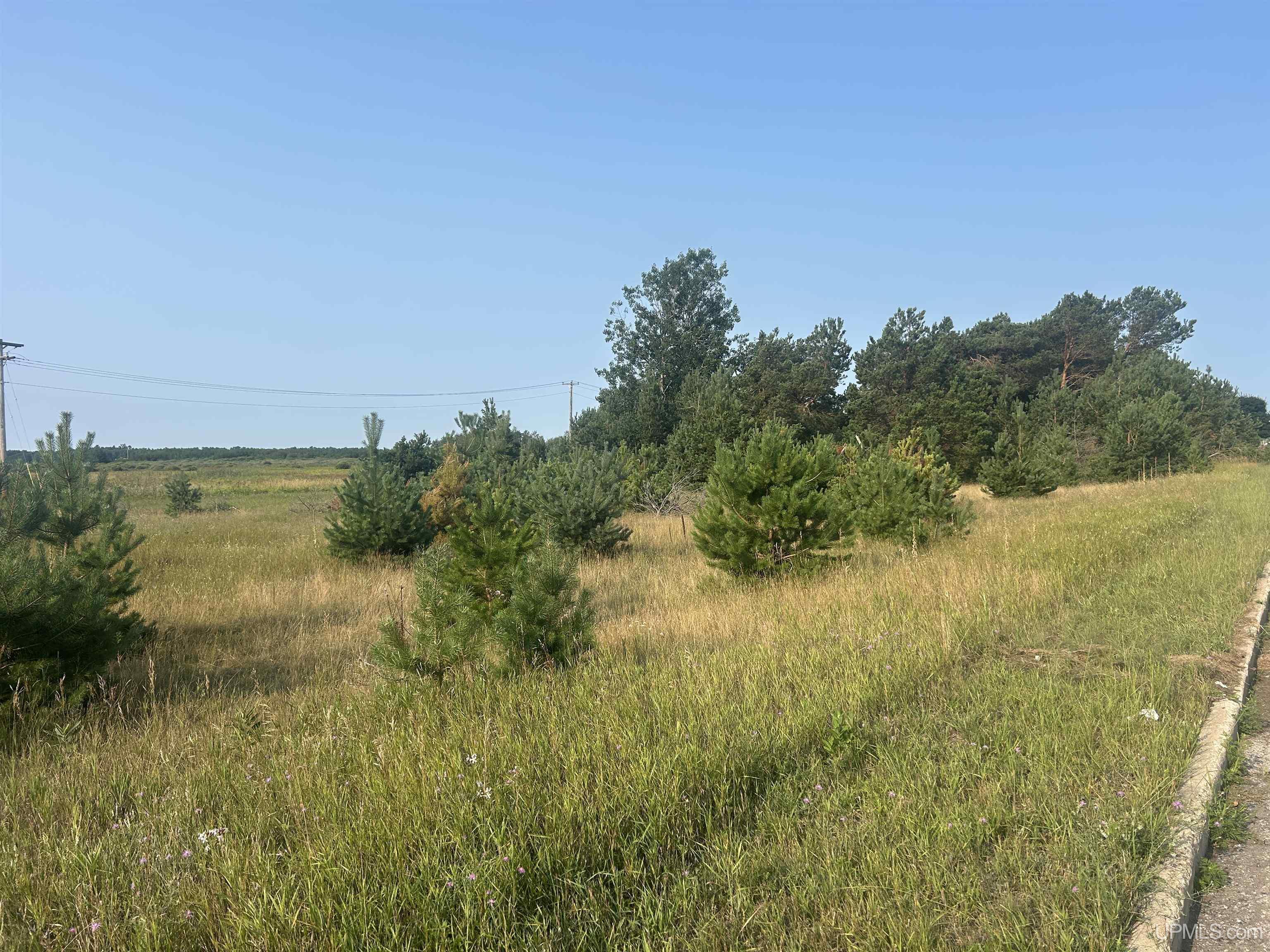 1st image of 1600 S Lincoln Rd, Escanaba, MI 49829 | MLS# 50217963