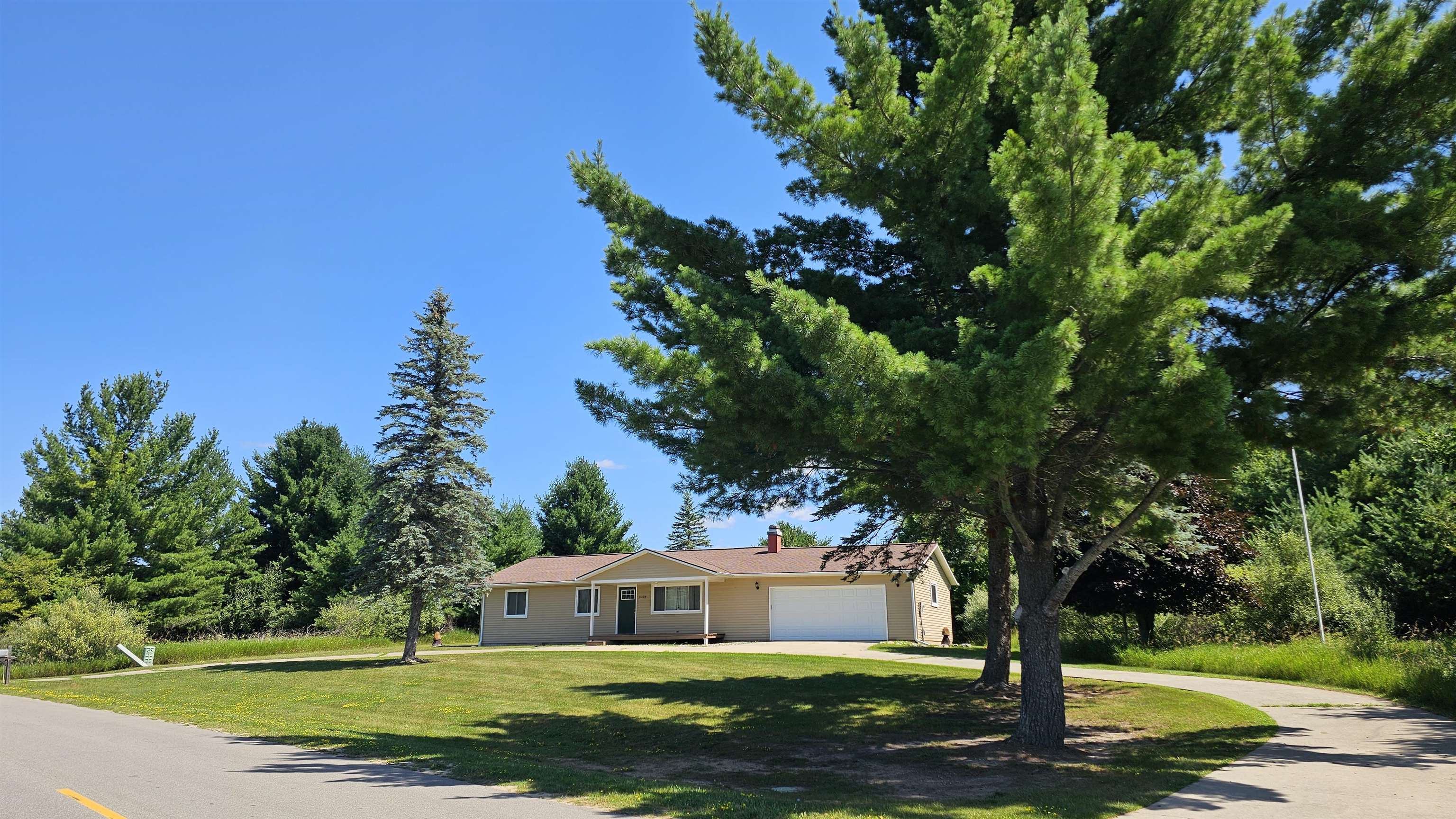 1st image of 5304 Worchester Wy, Gladwin, MI 48624 | MLS# 50217972