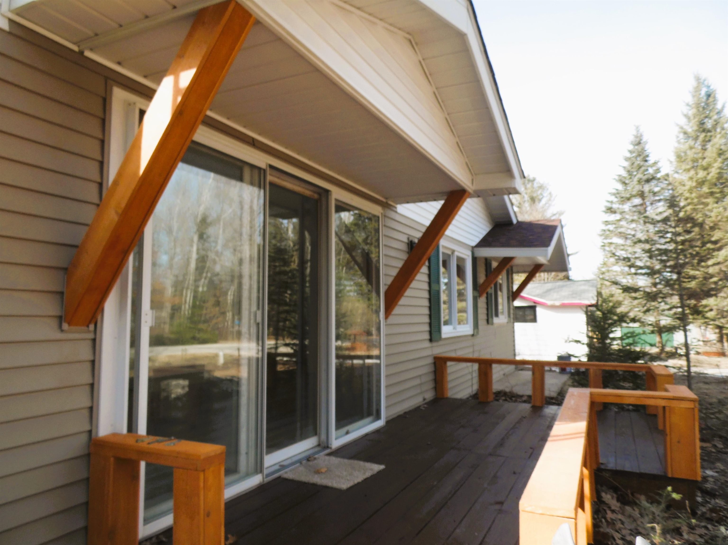 4th image of 4177 Seminole St, Gladwin, MI 48624 | MLS# 50217984