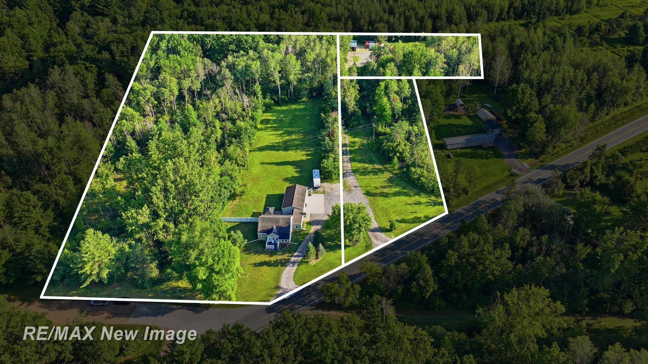 4th image of 740 W Pine River Rd, Midland, MI 48640 | MLS# 50218001