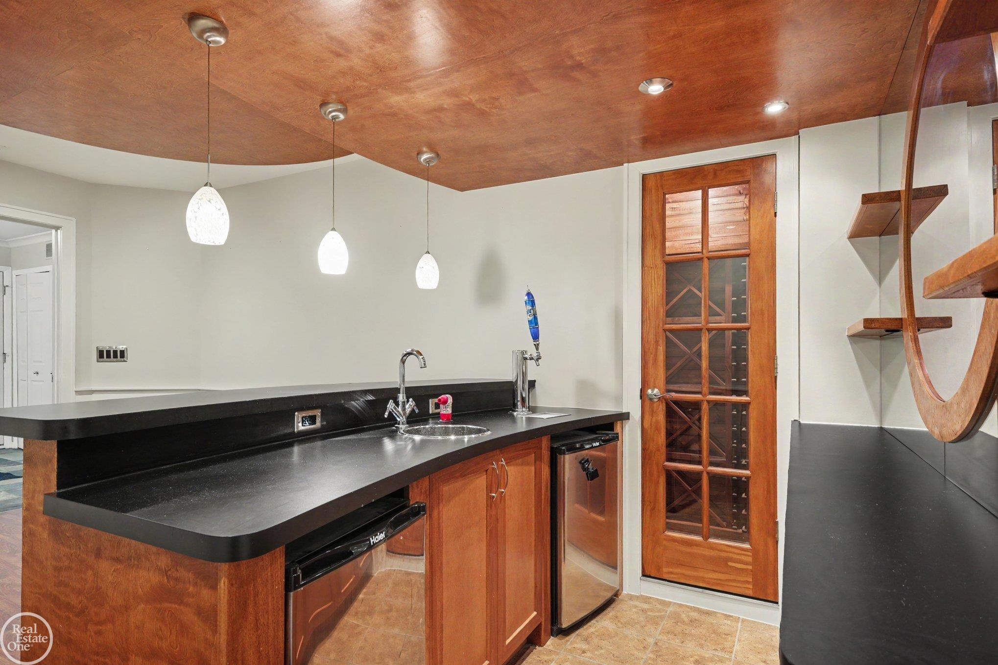 Photo 5 of Condo for sale at 228 Wright St #UNIT 73, BLDG 401, Wixom, MI 48393 | MLS# 50218090 | Listing updated on 2026-09-03