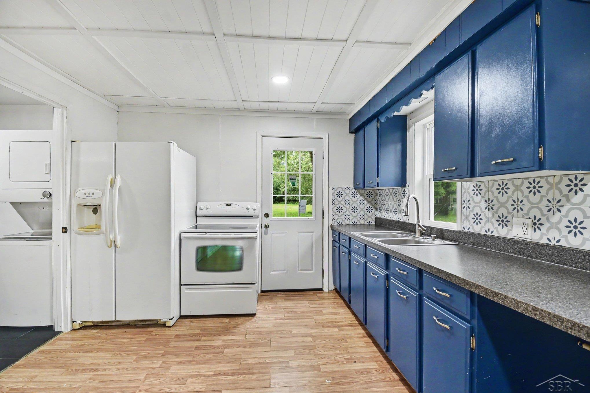 Photo 4 of Single family home for sale at 155 N Meridian Rd, Midland, MI 48640 | MLS# 61050218098 | Listing updated on 2026-09-17