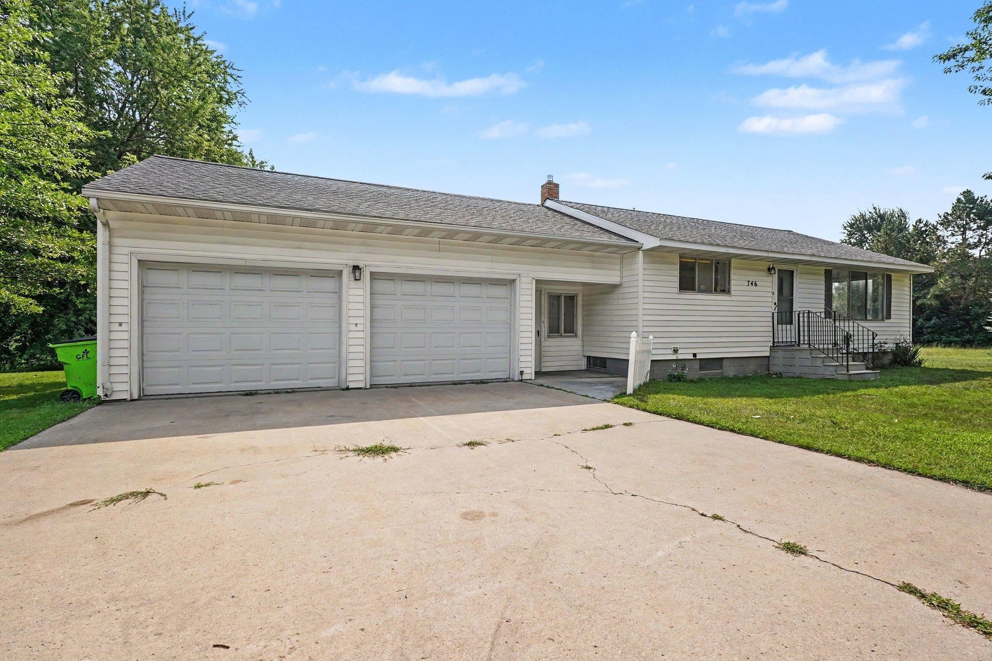 1st image of 746 N Huron Rd, Linwood, MI 48634 | MLS# 50218102