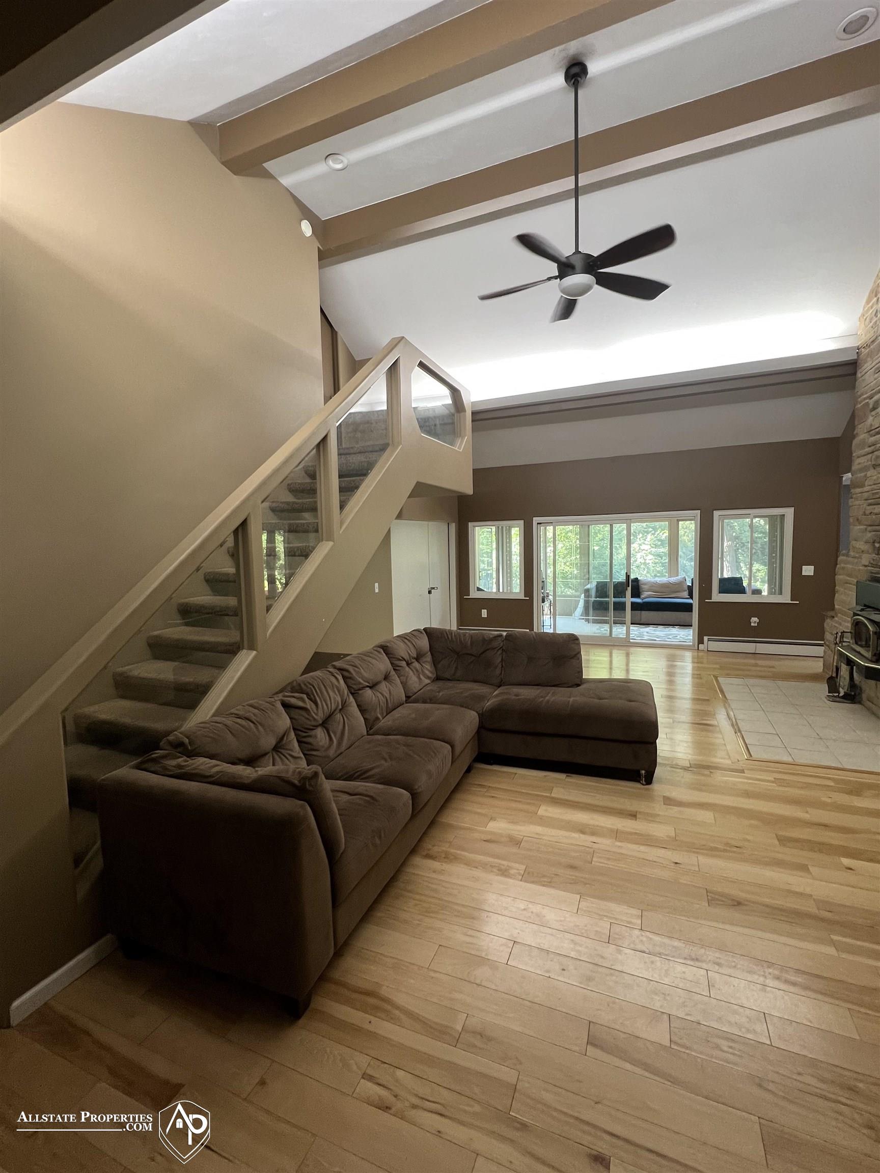 4th image of 210 Elmwood Dr, Davison, MI 48423 | MLS# 50218105