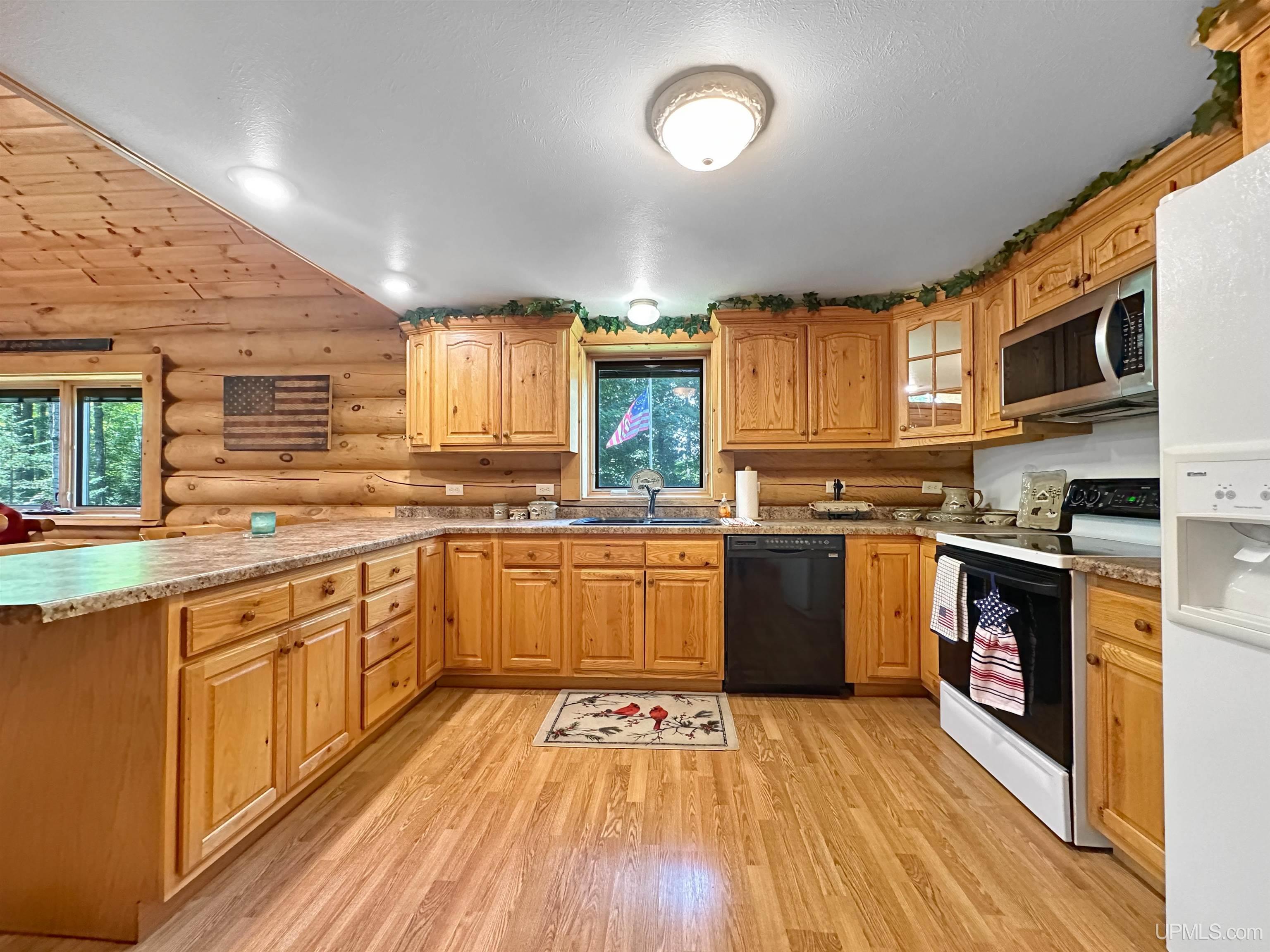 5th image of 2351 19Th Ln, Escanaba, MI 49829 | MLS# 50218109