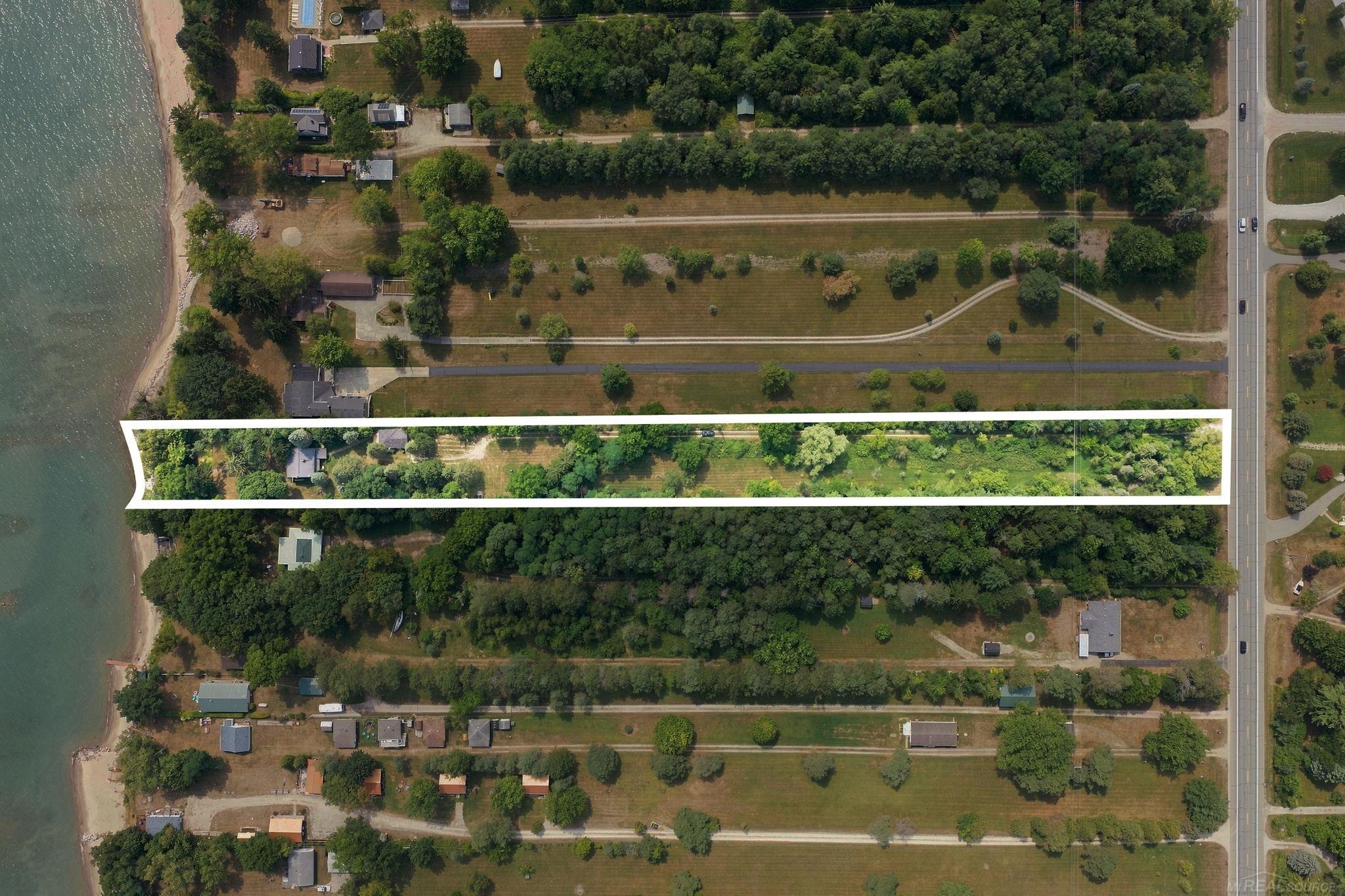 2nd image of 3671 Lakeshore Rd, Lexington, MI 48450 | MLS# 50218114