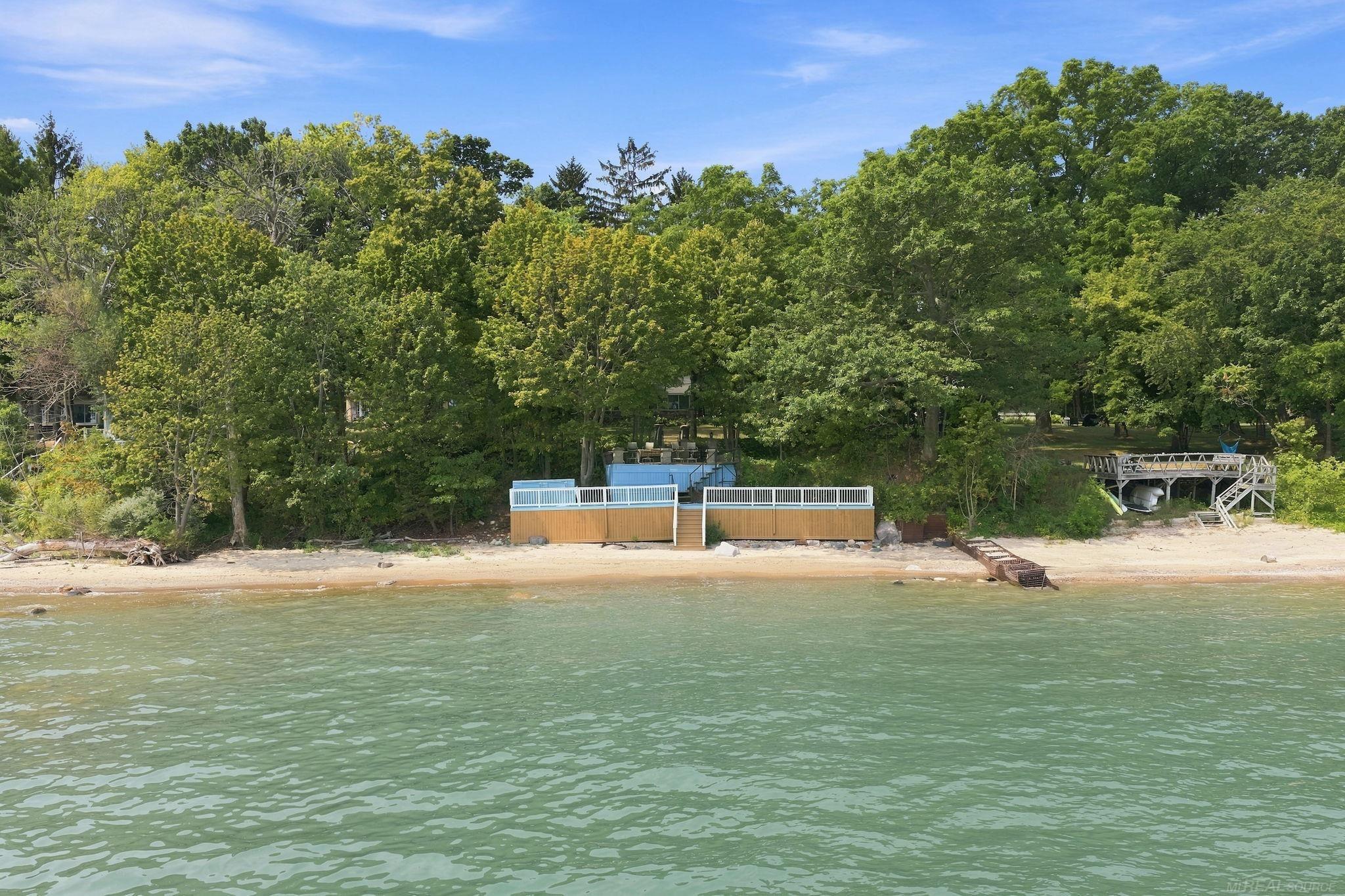 3rd image of 3671 Lakeshore Rd, Lexington, MI 48450 | MLS# 50218114