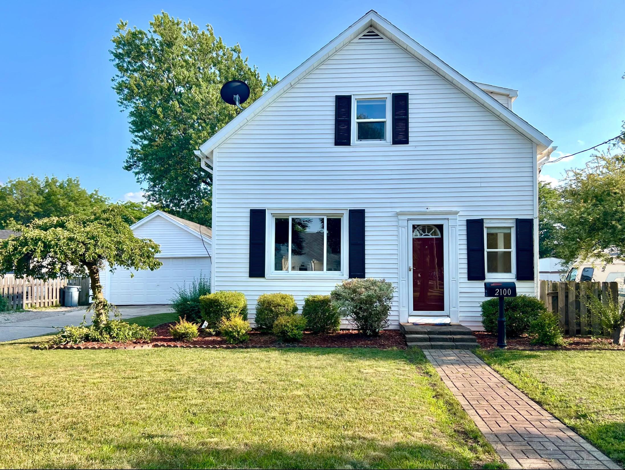 32nd image of 2100 Tackle St, Essexville, MI 48732 | MLS# 50218117