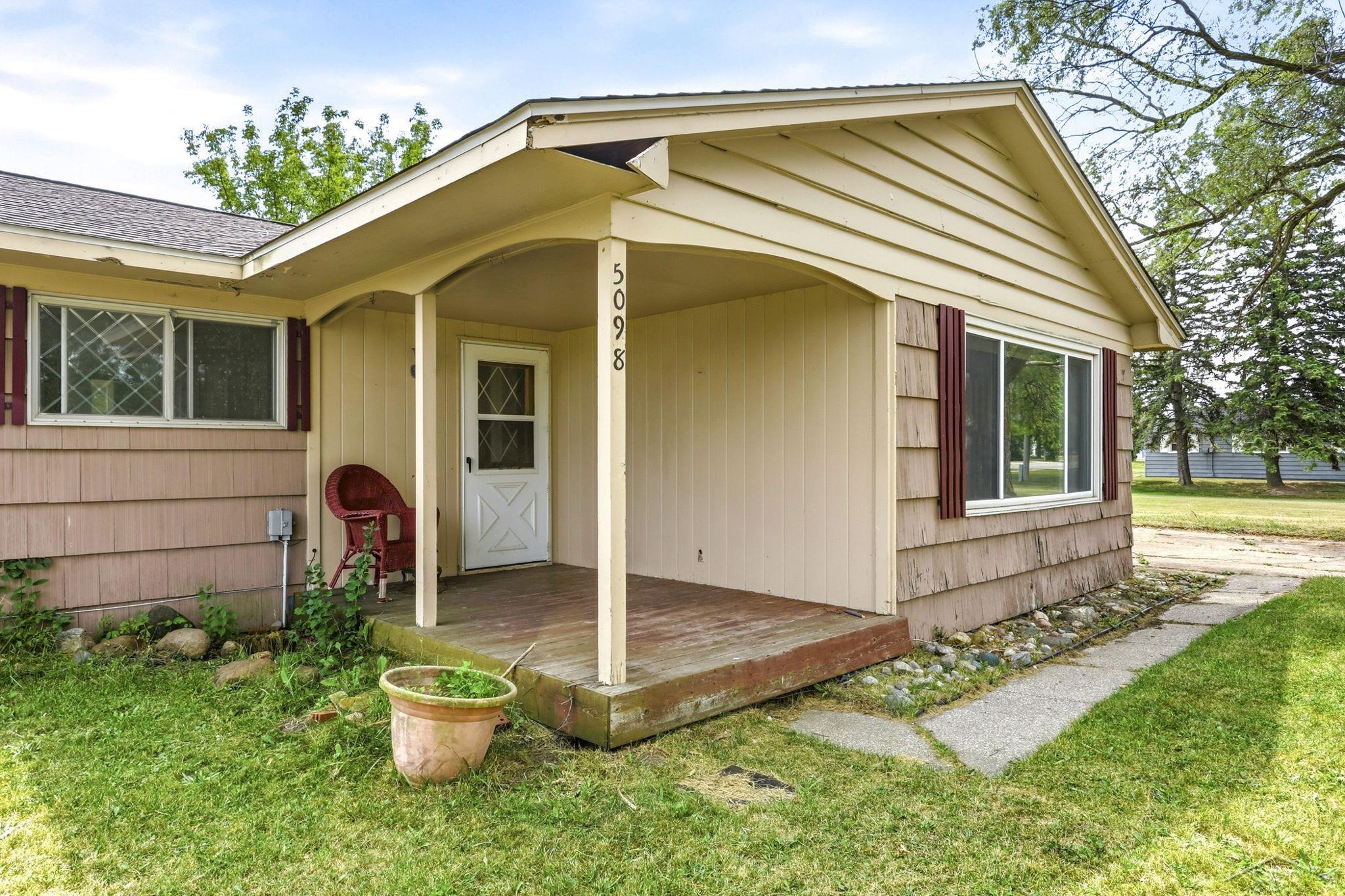 5th image of 5098 S Venoy Rd, Saginaw, MI 48604 | MLS# 50218136