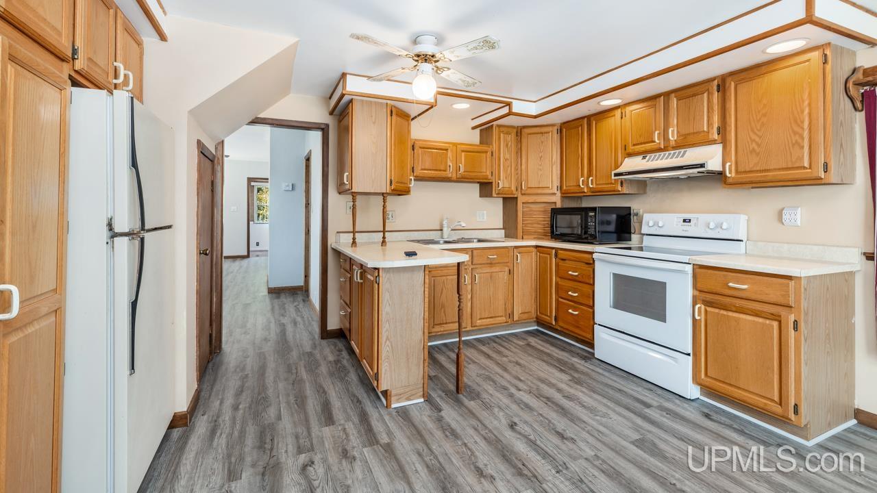 5th image of 413 Birch St, Kingsford, MI 49802 | MLS# 50218140