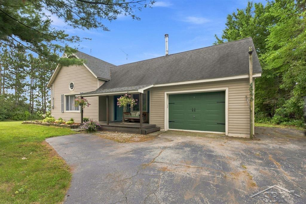 2nd image of 4646 E Hubbard Rd, Midland, MI 48642 | MLS# 50218144