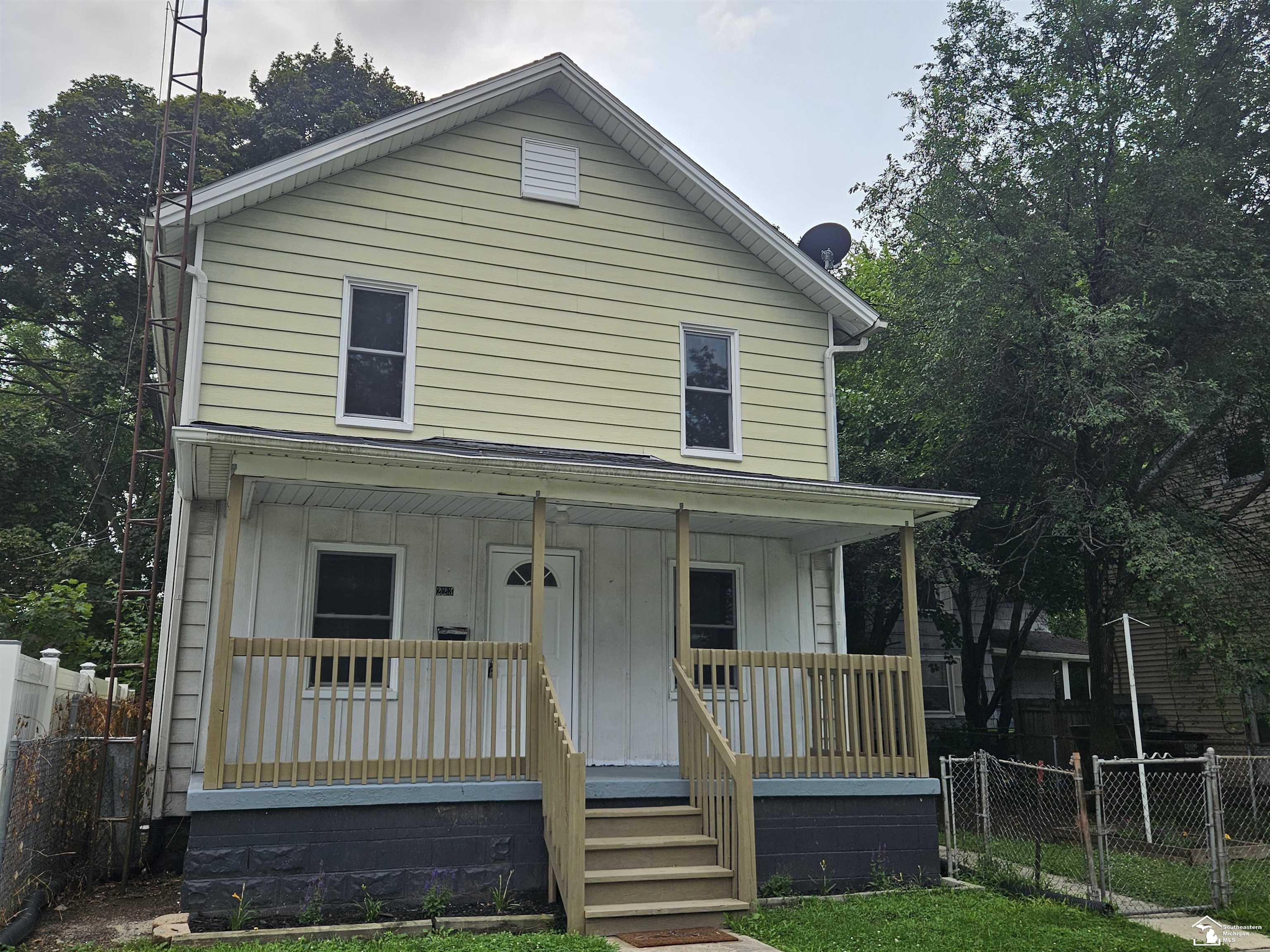 2nd image of 223 Jerome St, Monroe, MI 48161 | MLS# 50218147