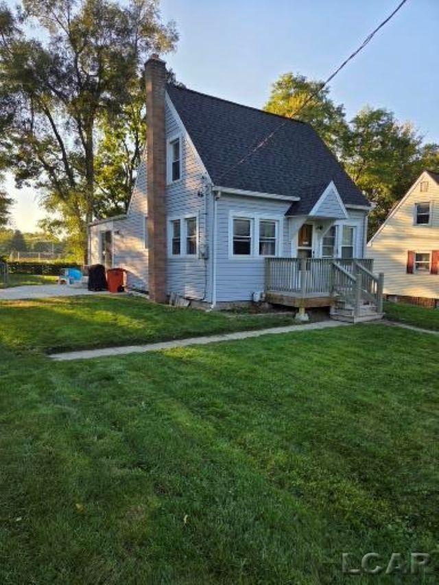 Single family home for sale at 110 Berry St, Jackson, MI 49203 | MLS# 56050218151