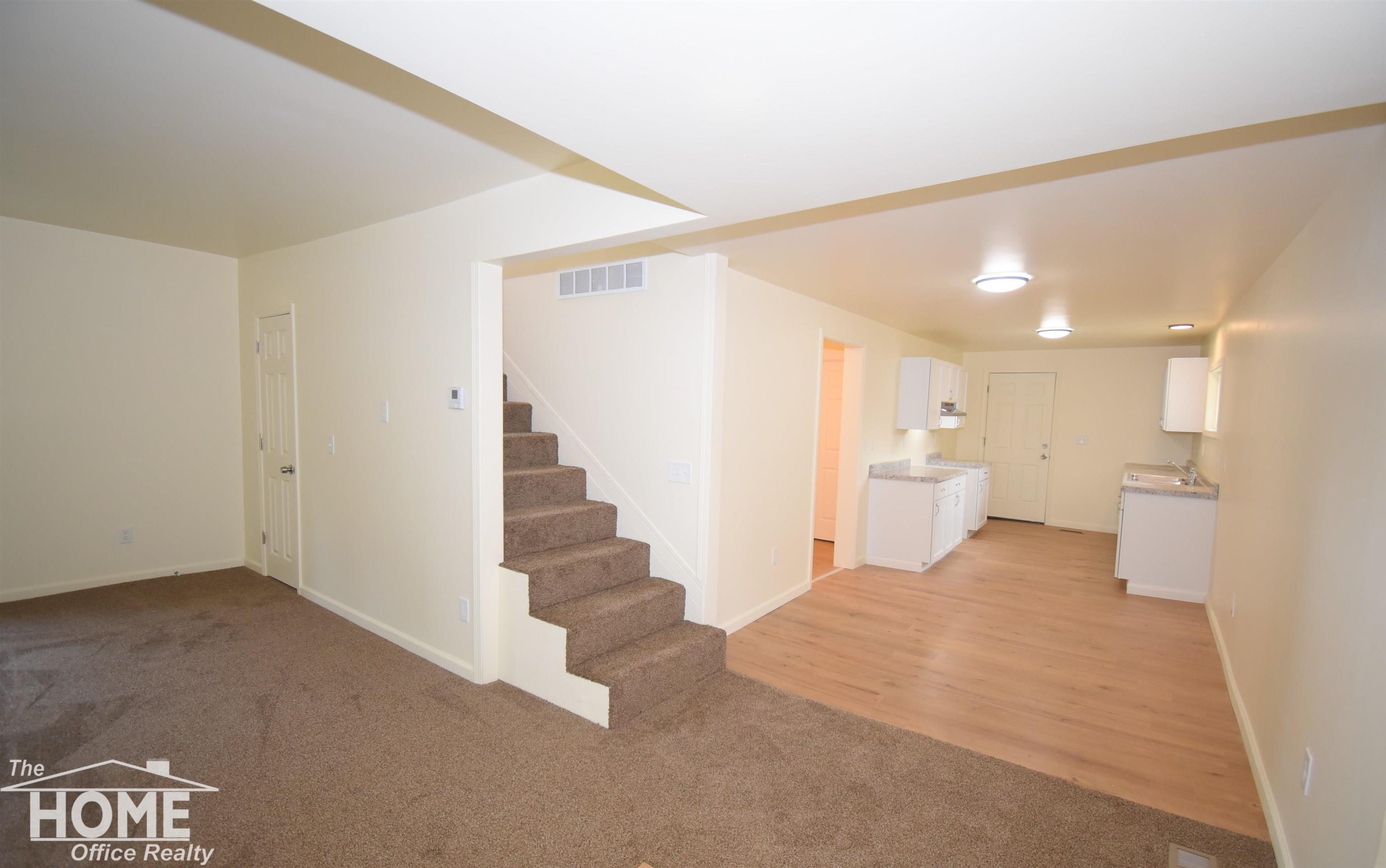 4th image of 614 Alger Ave, Owosso, MI 48867 | MLS# 50218169
