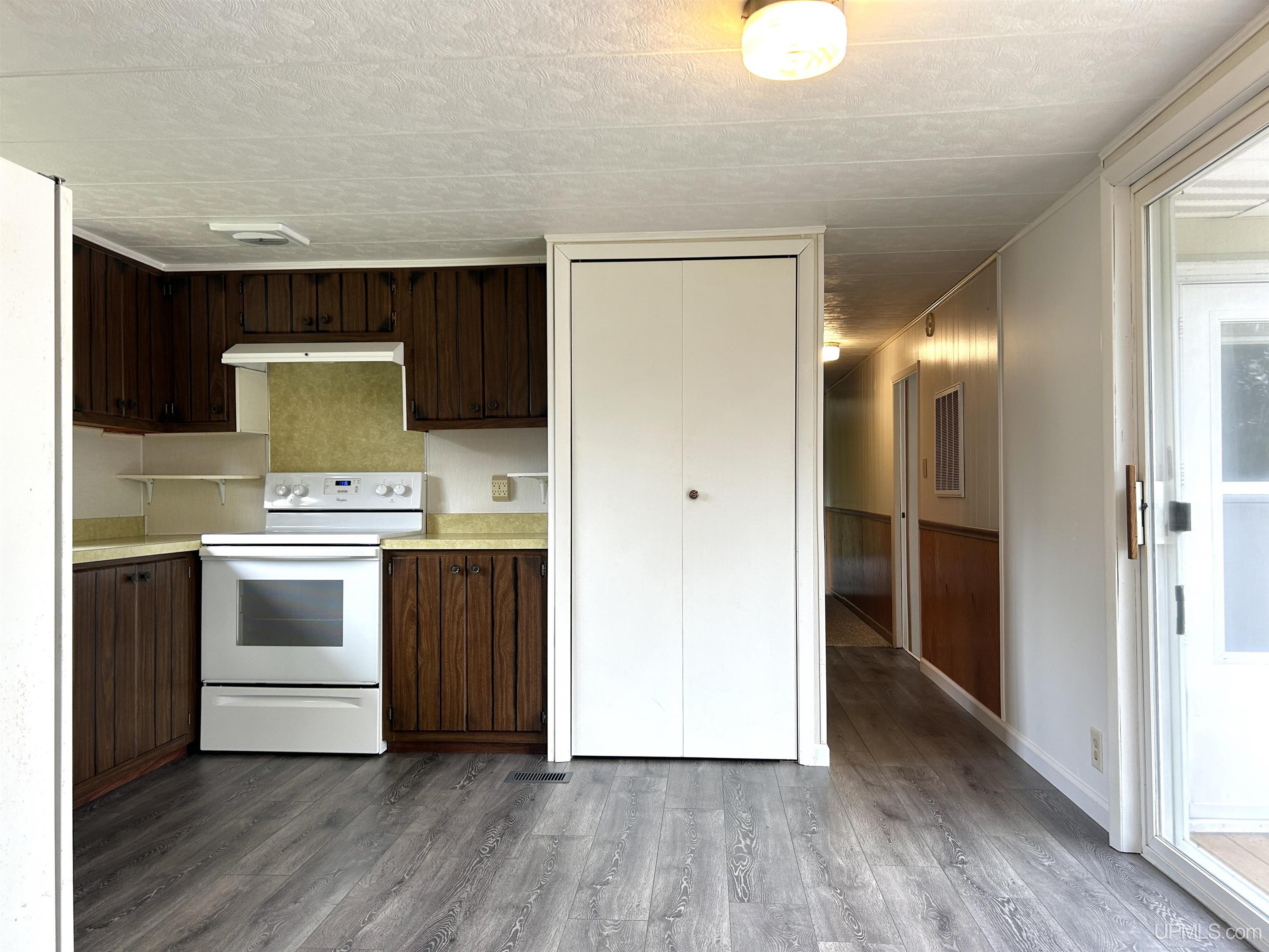 5th image of 515 N Intake Park Rd, Manistique, MI 49854 | MLS# 50218170