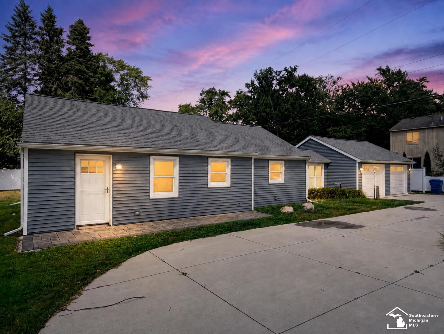 1st image of 4860 Cass Elizabeth Rd, Waterford, MI 48327 | MLS# 50218189