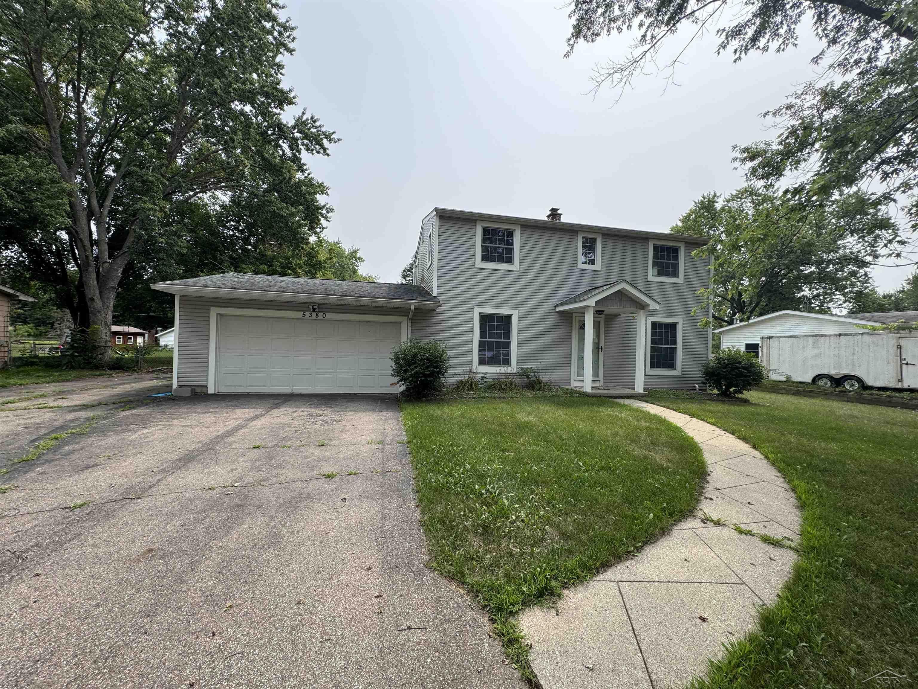 2nd image of 5380 River Ridge Dr, Flushing, MI 48433 | MLS# 50218221
