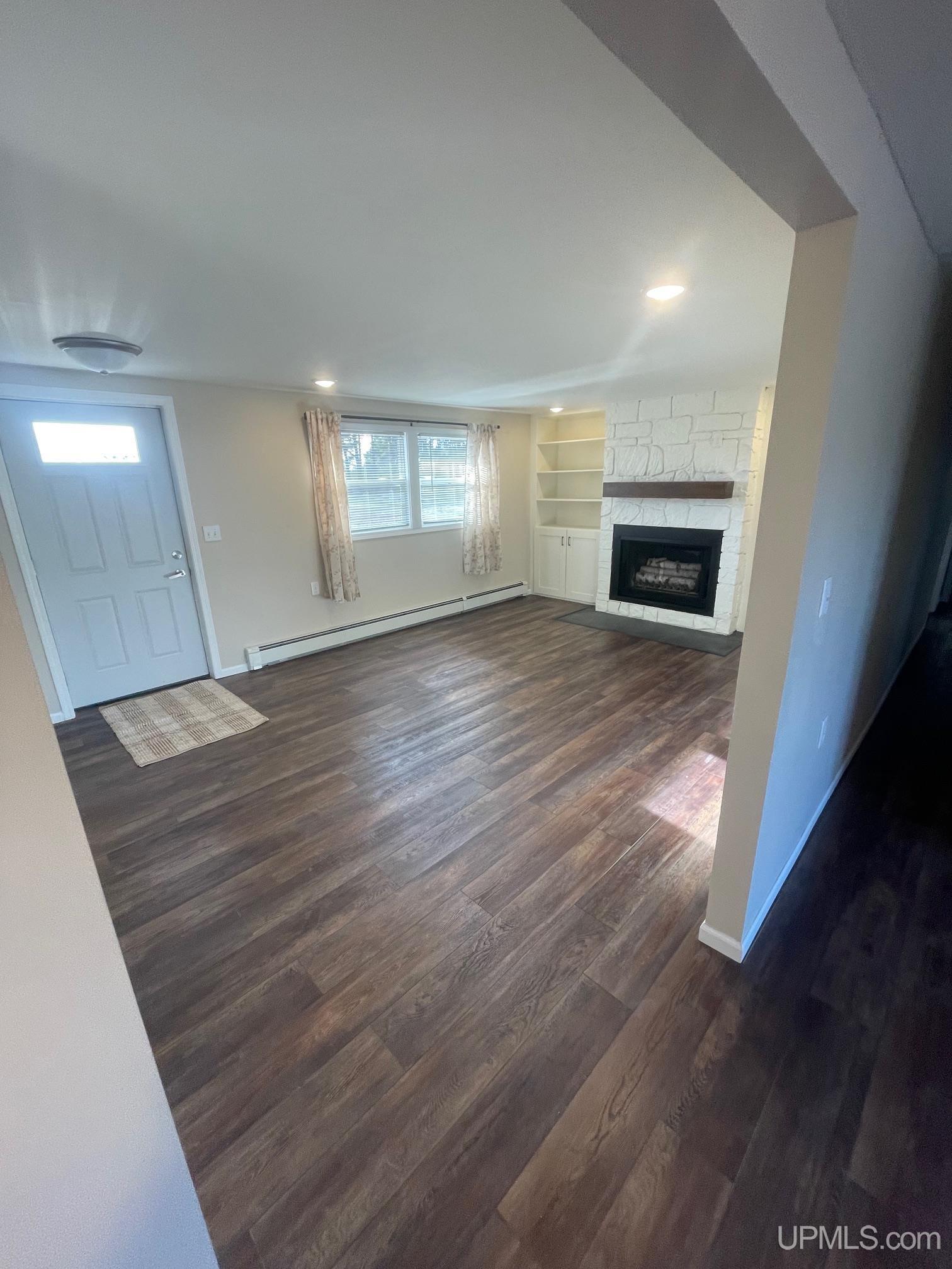 4th image of 227 Kawbawgam Rd, Marquette, MI 49855 | MLS# 50218278