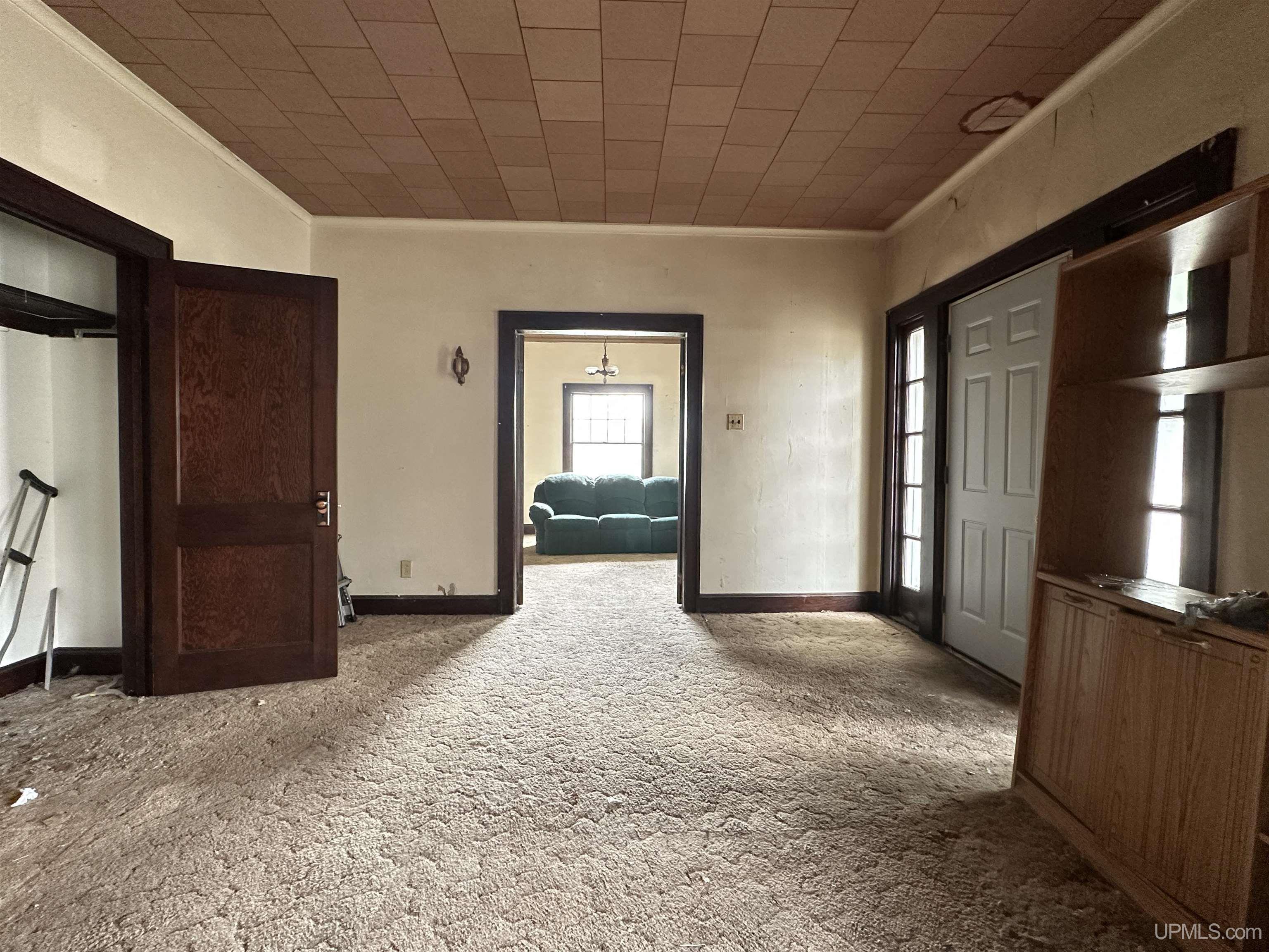 3rd image of 1112 N 1St Ave, Escanaba, MI 49829 | MLS# 50218284