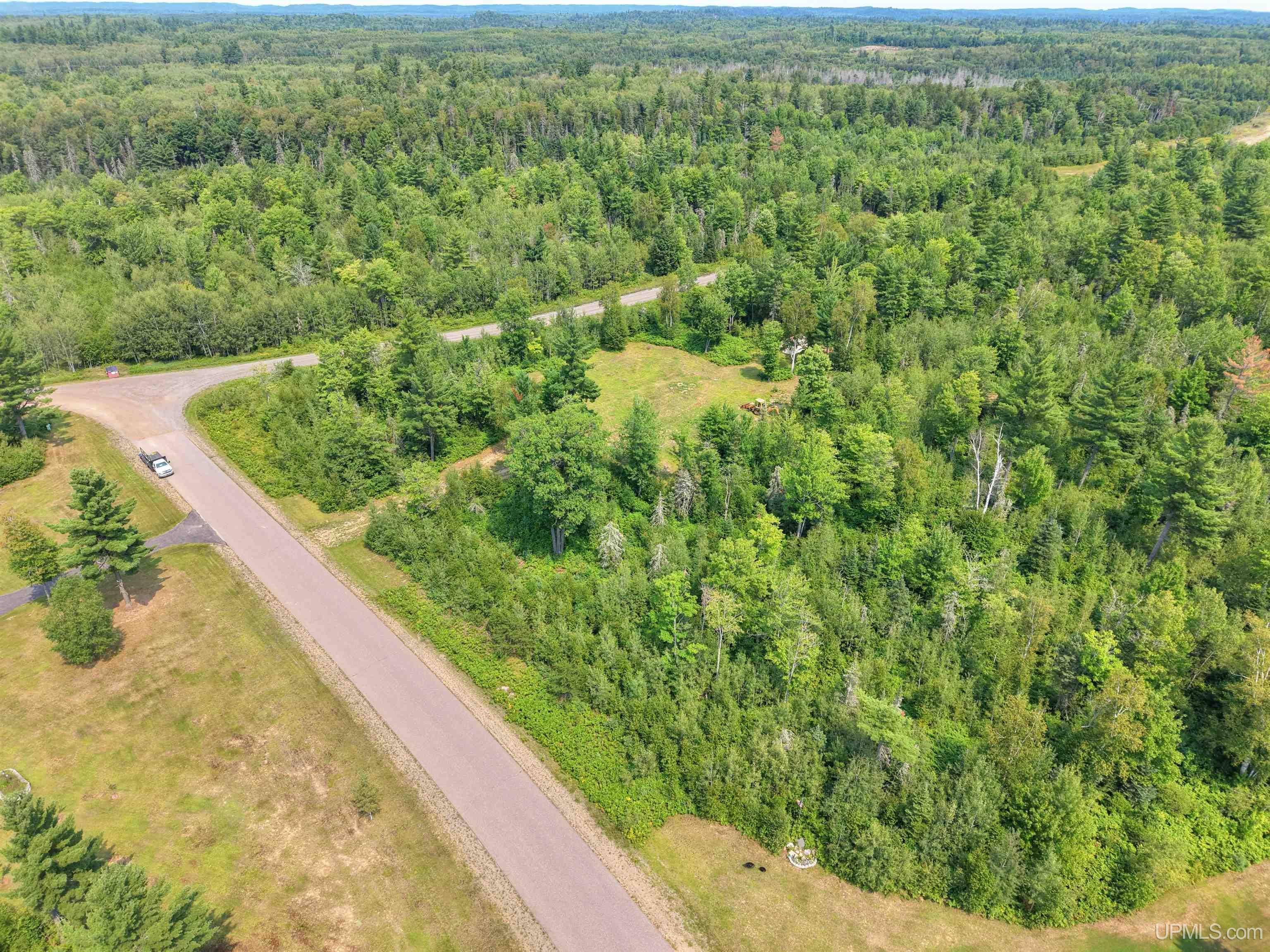 2360 Goldmine Creek Drive, Ishpeming MI 49849, 50218310