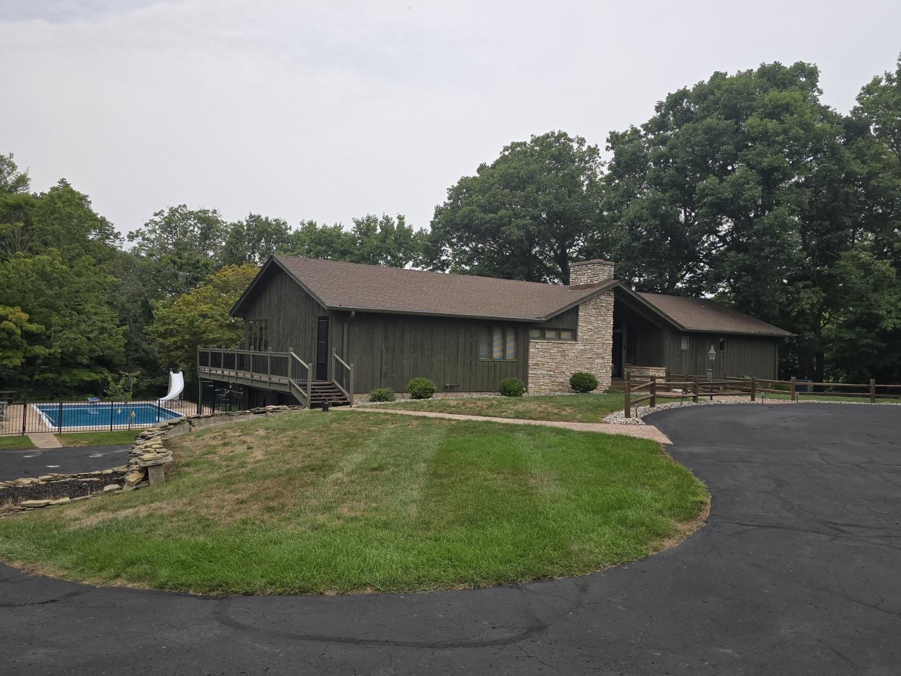 3rd image of 2767 Park Ln, Owosso, MI 48867 | MLS# 50218332