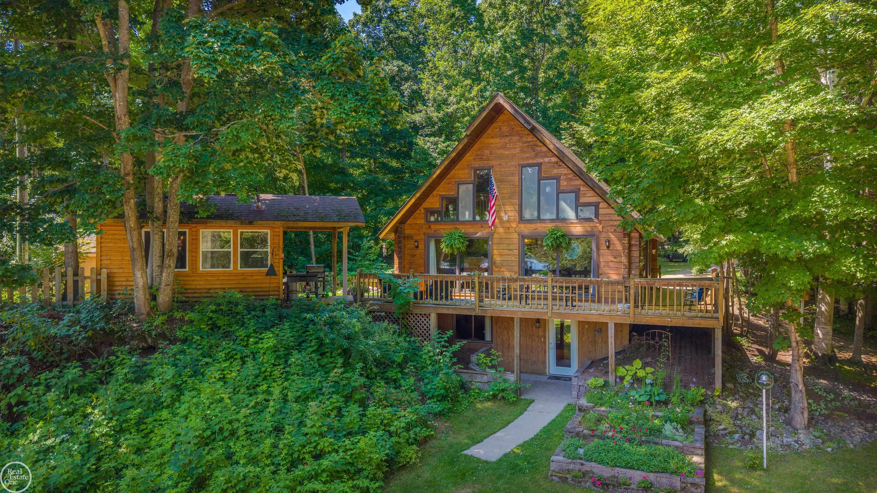 2nd image of 6684 Autrain Forest Lake Rd, Au Train, MI 49806 | MLS# 58050218351