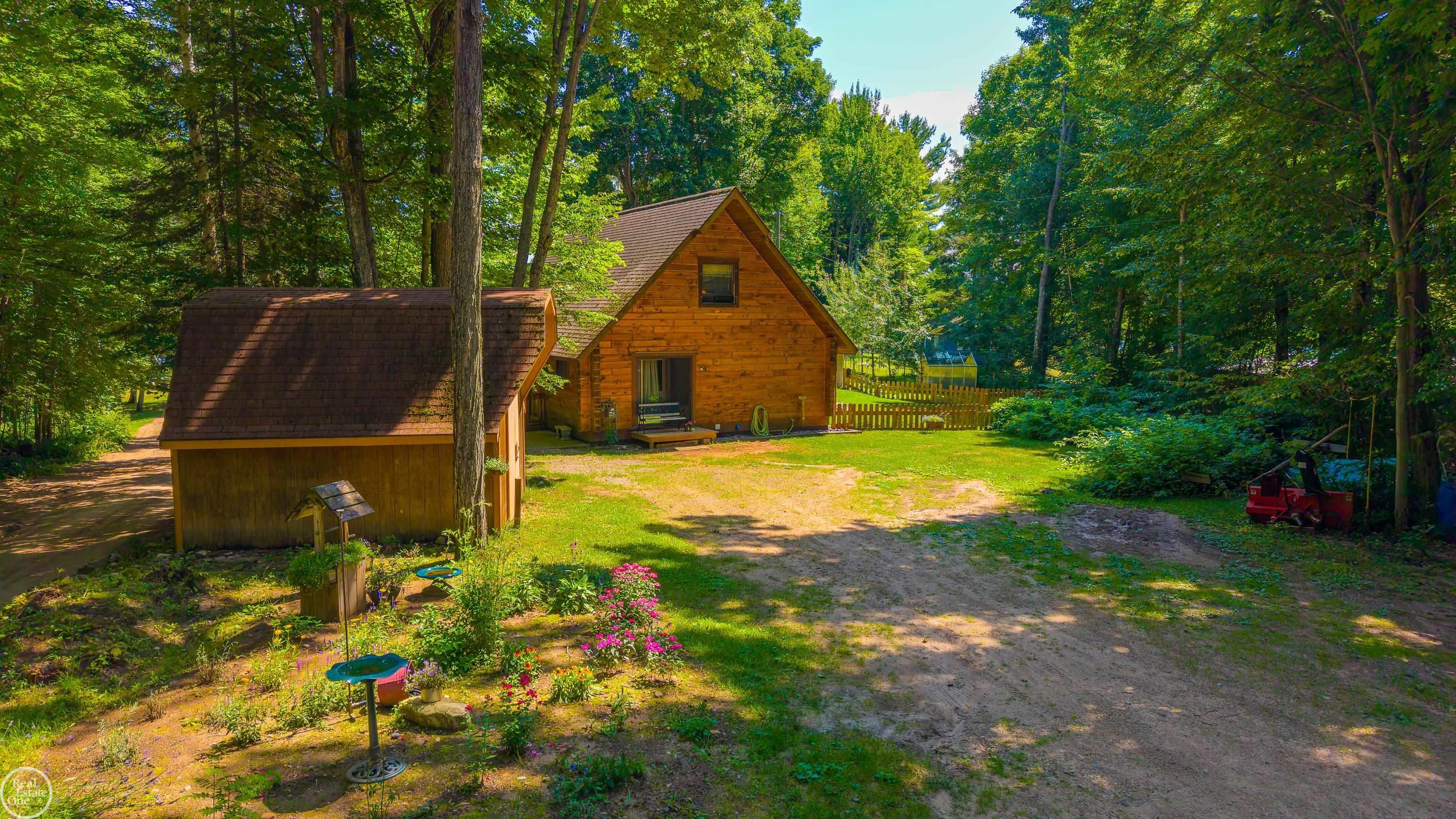 5th image of 6684 Autrain Forest Lake Rd, Au Train, MI 49806 | MLS# 58050218351