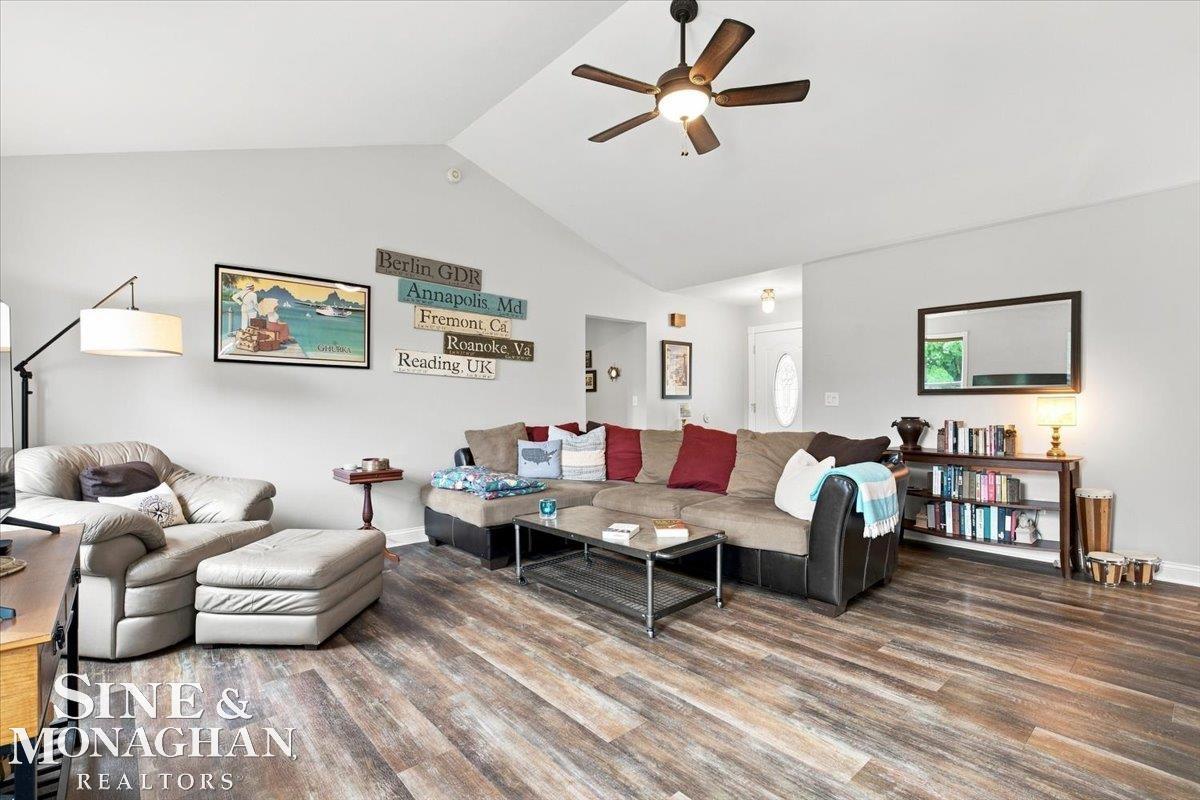 4th image of 1580 S Delano St, Saint Clair, MI 48079 | MLS# 50218385