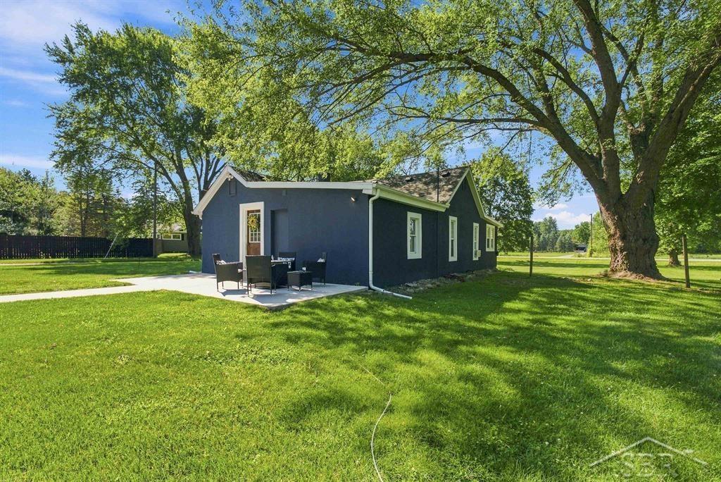 3rd image of 3233 E Gordonville Rd, Midland, MI 48640 | MLS# 50218405