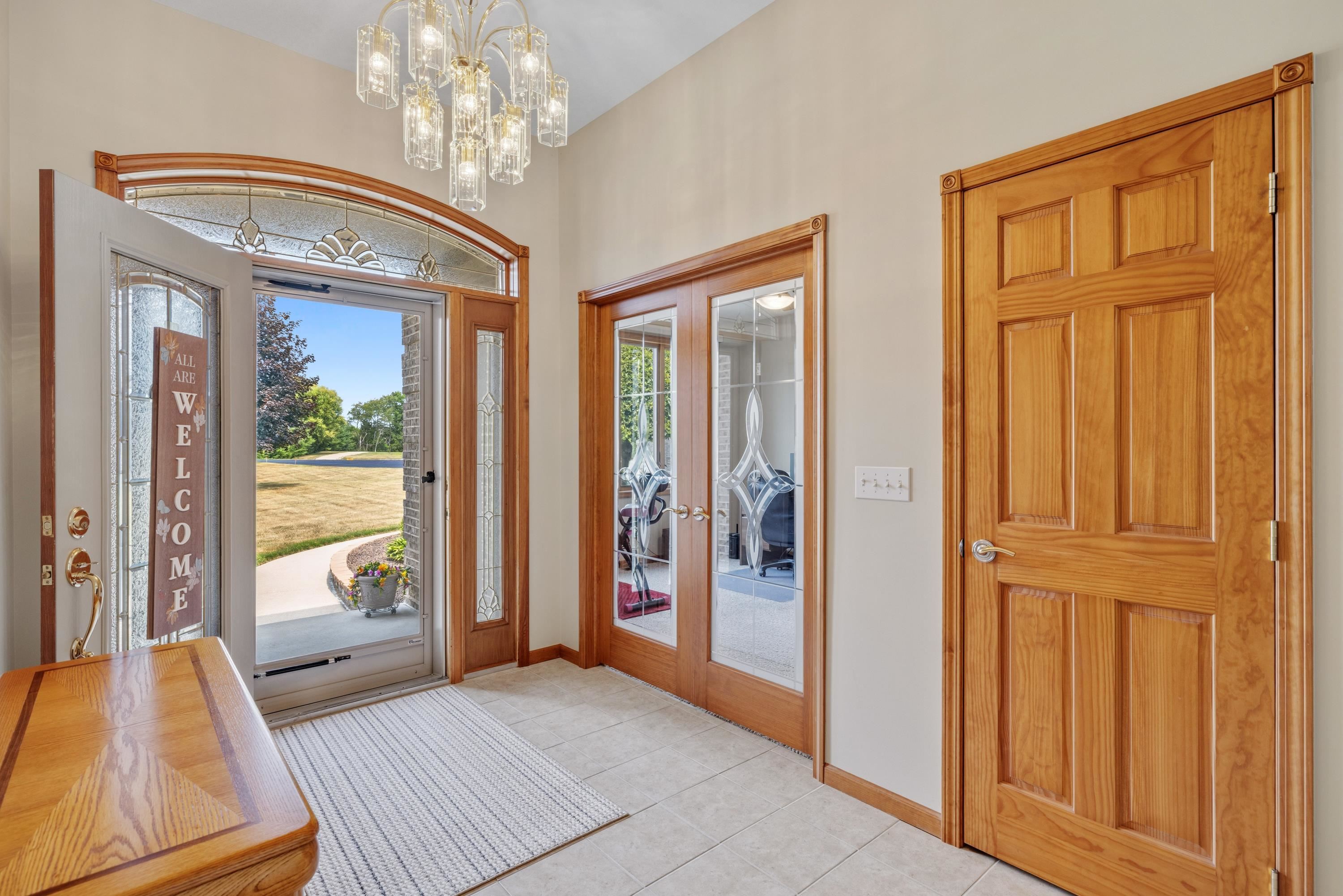 6100 Sunnys Way photo 11