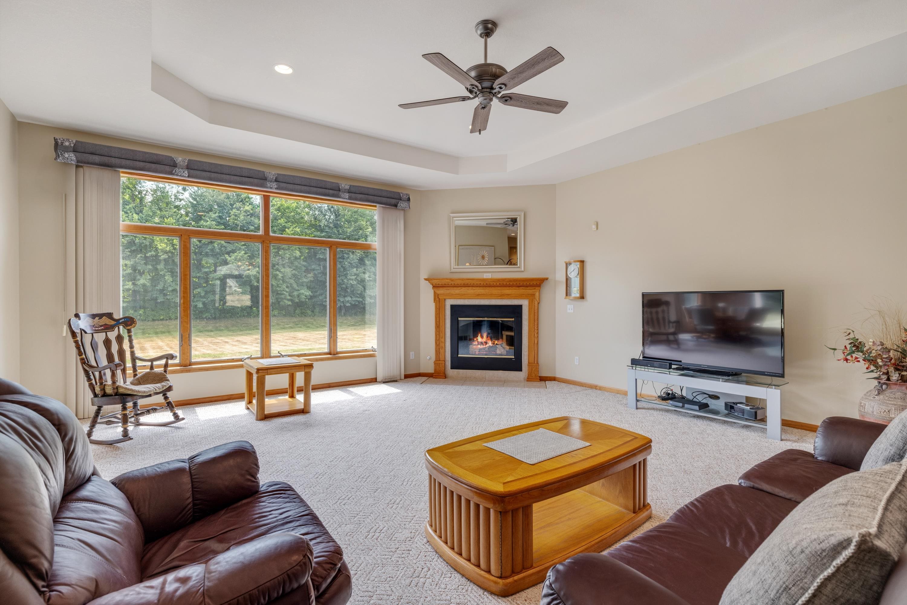 6100 Sunnys Way photo 16