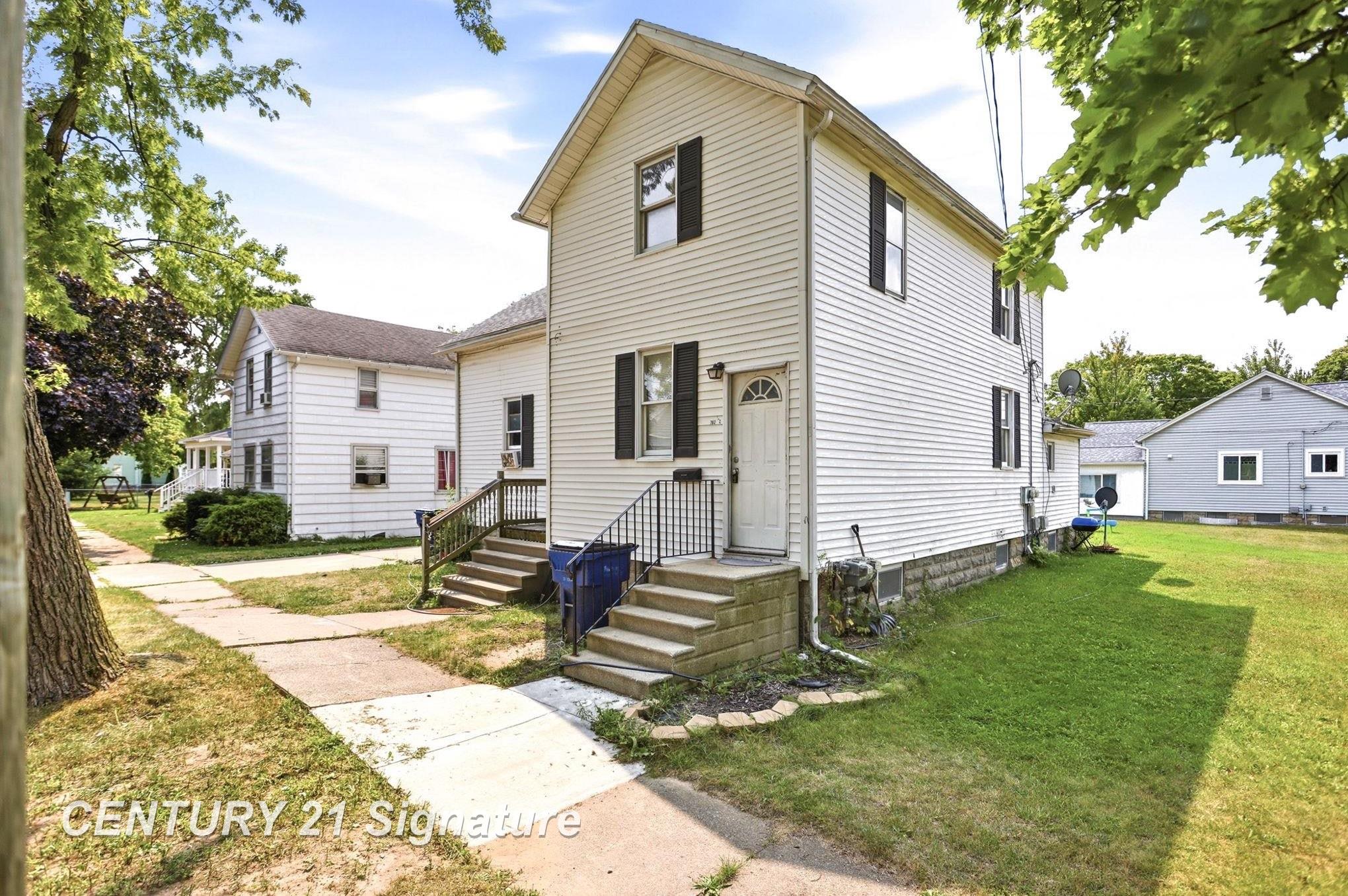 1st image of 702 S Warner St, Bay City, MI 48706 | MLS# 50218434